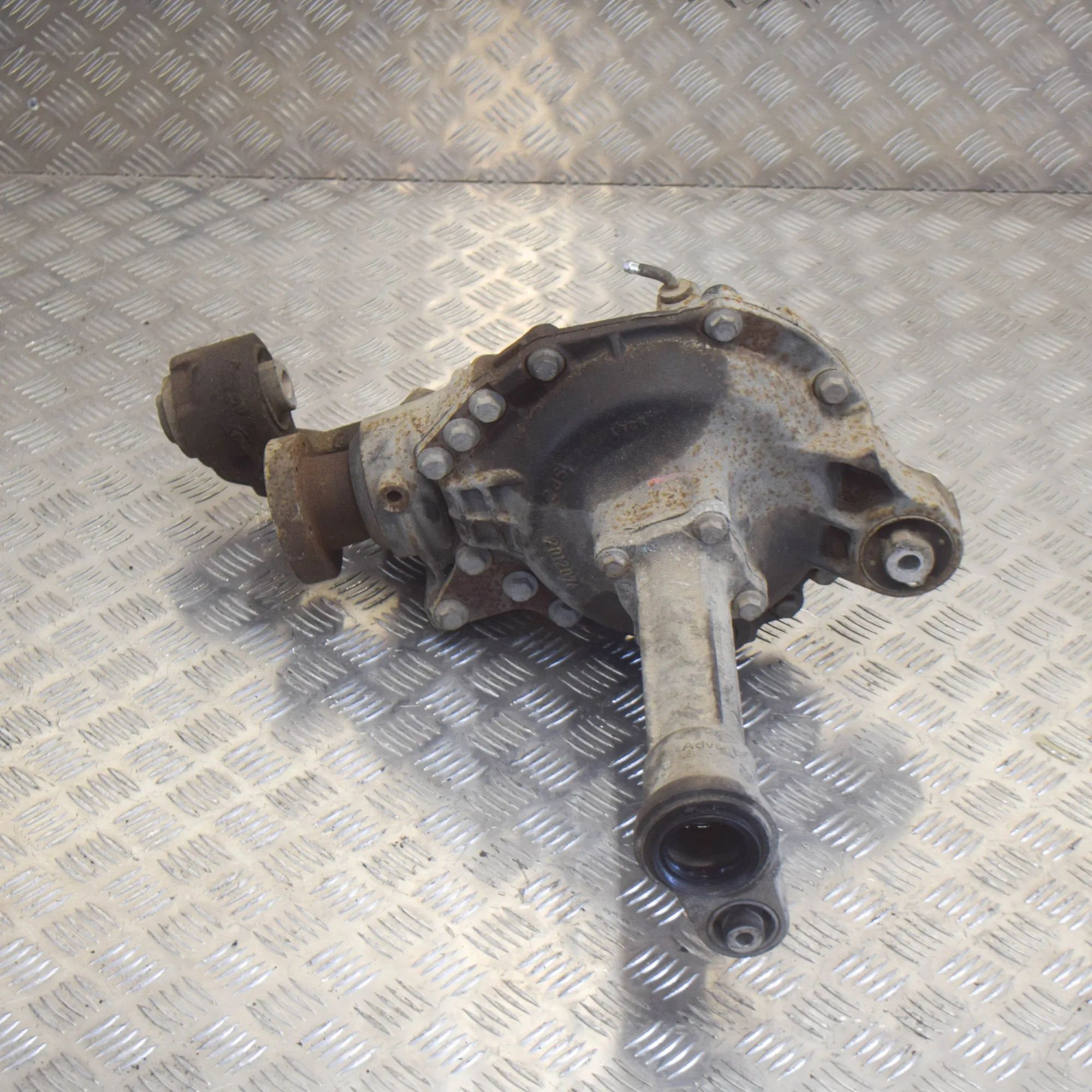 Land Rover Discovery передний редуктор Front differential — LAND ROVER DISCOVERY (IV L...
