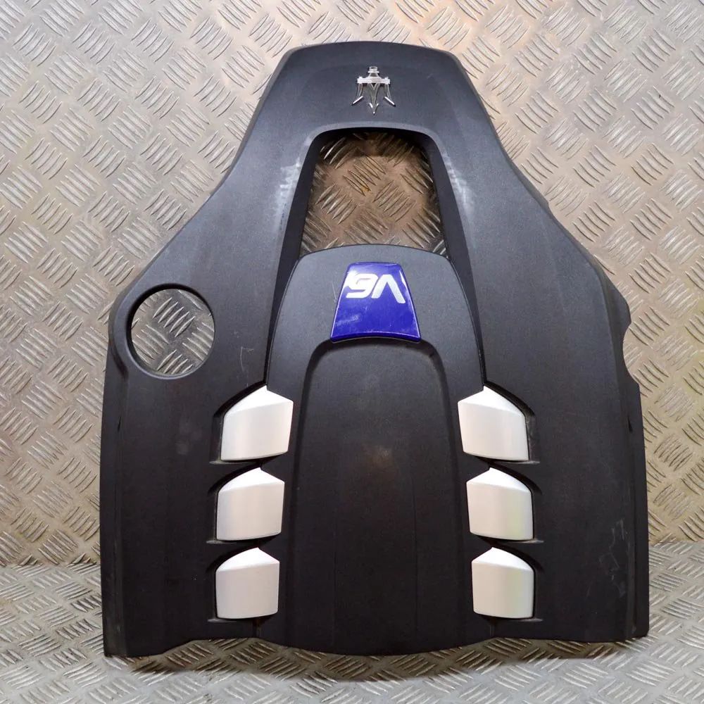 Maserati Quattroporte Крышка двигателя (пластик) Engine cover — MASERATI QUATTROPORTE (VI) (2012...
