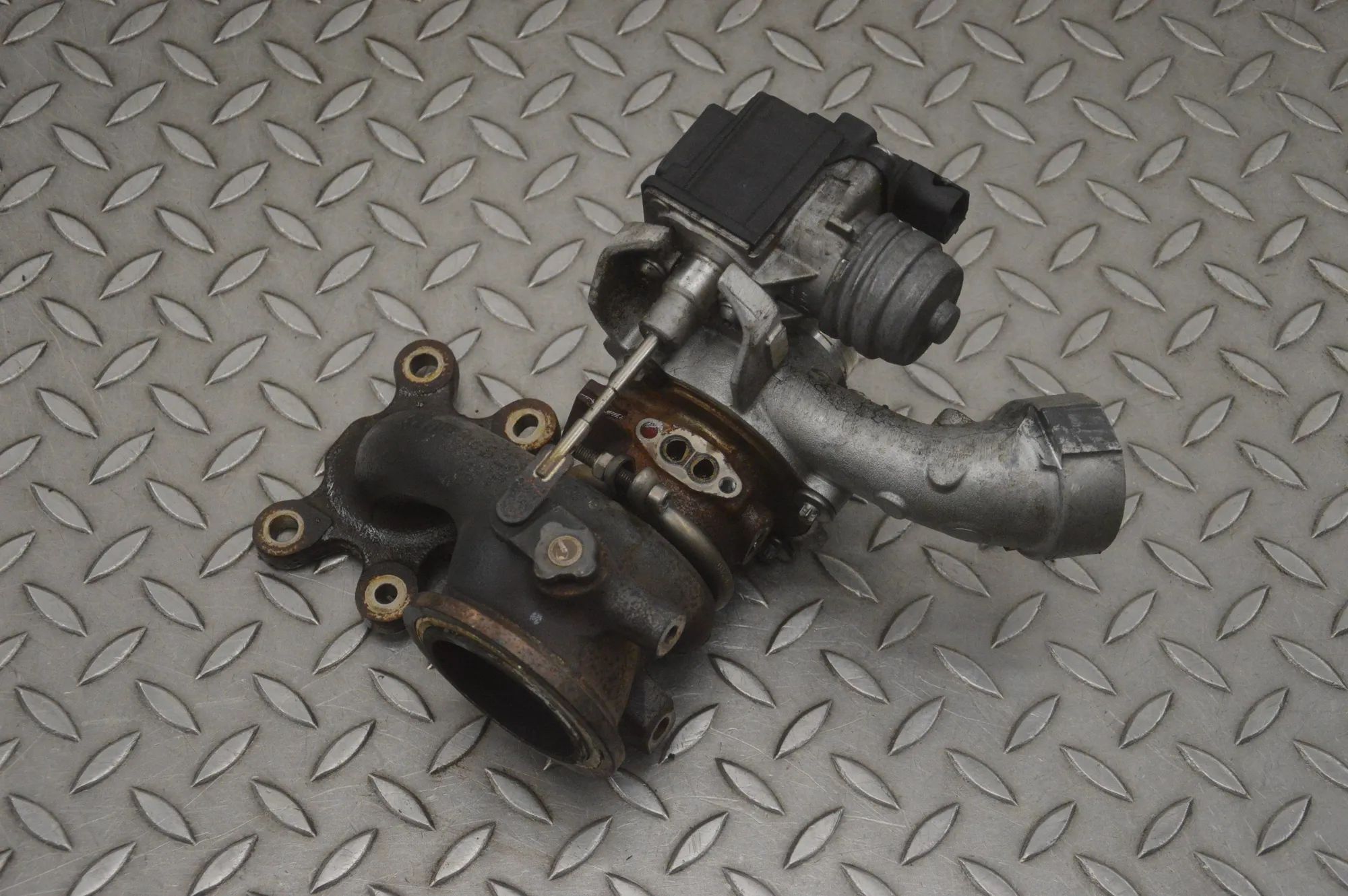 Volkswagen Polo Turbocharger Turbocharger — VW POLO (6R, 6C) (2009-...) — 04...