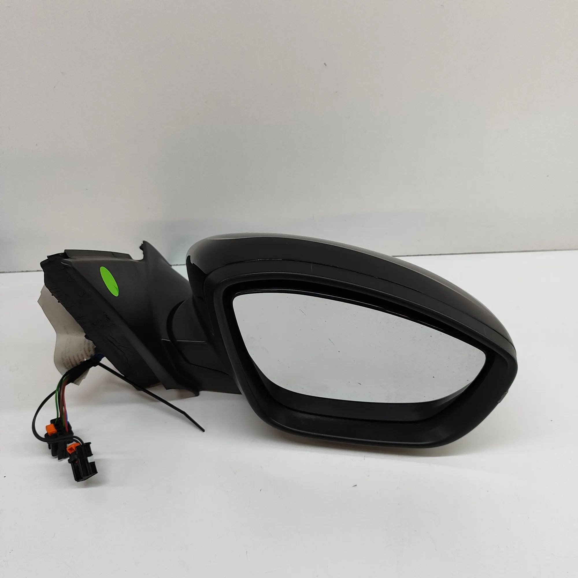 Opel Corsa (F) Right Side Wing Mirror Right Side Wing Mirror — OPEL CORSA (F) (2019-....