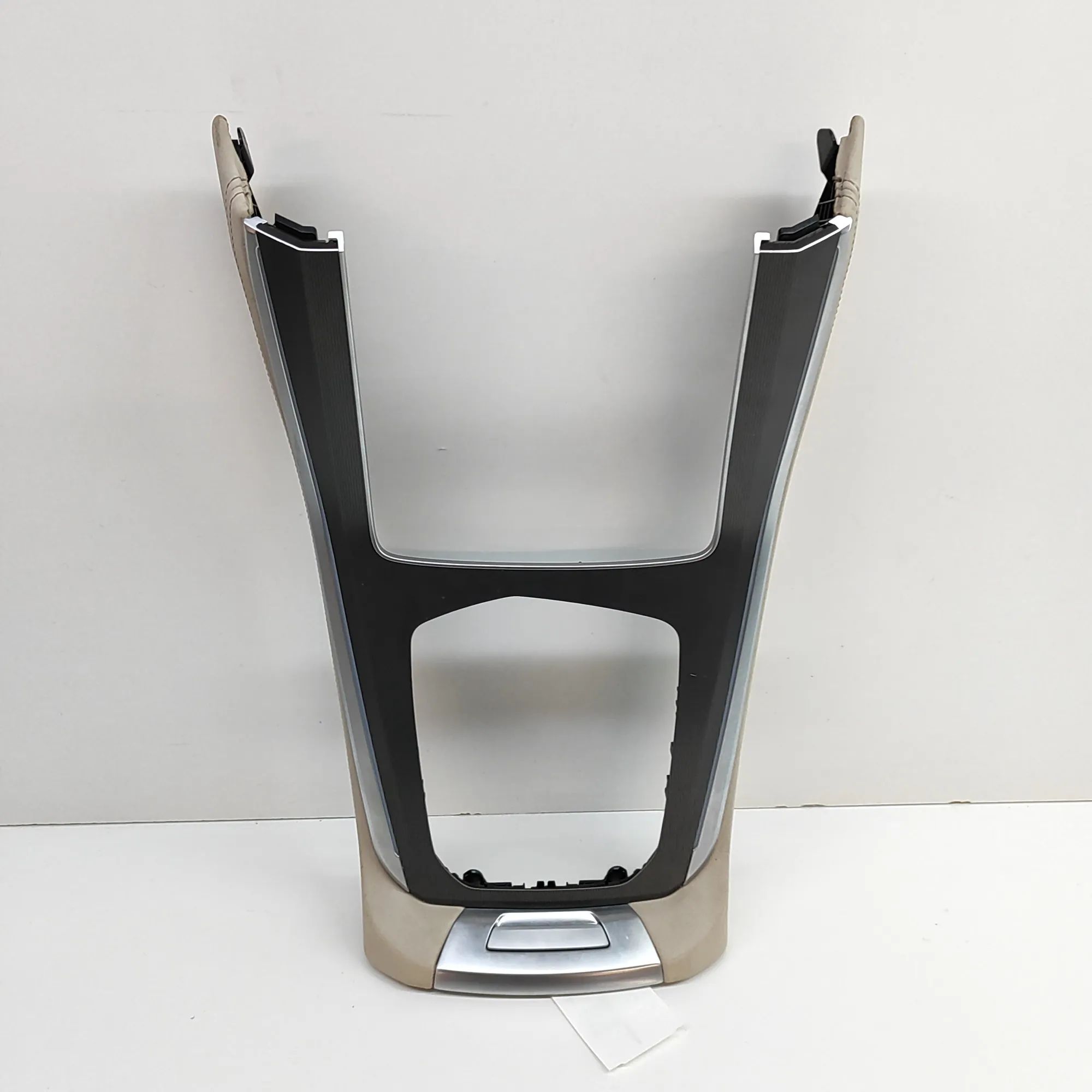 BMW X5 (G05) Centre console trim Centre console trim — BMW X5 (G05) (2018-...) —...