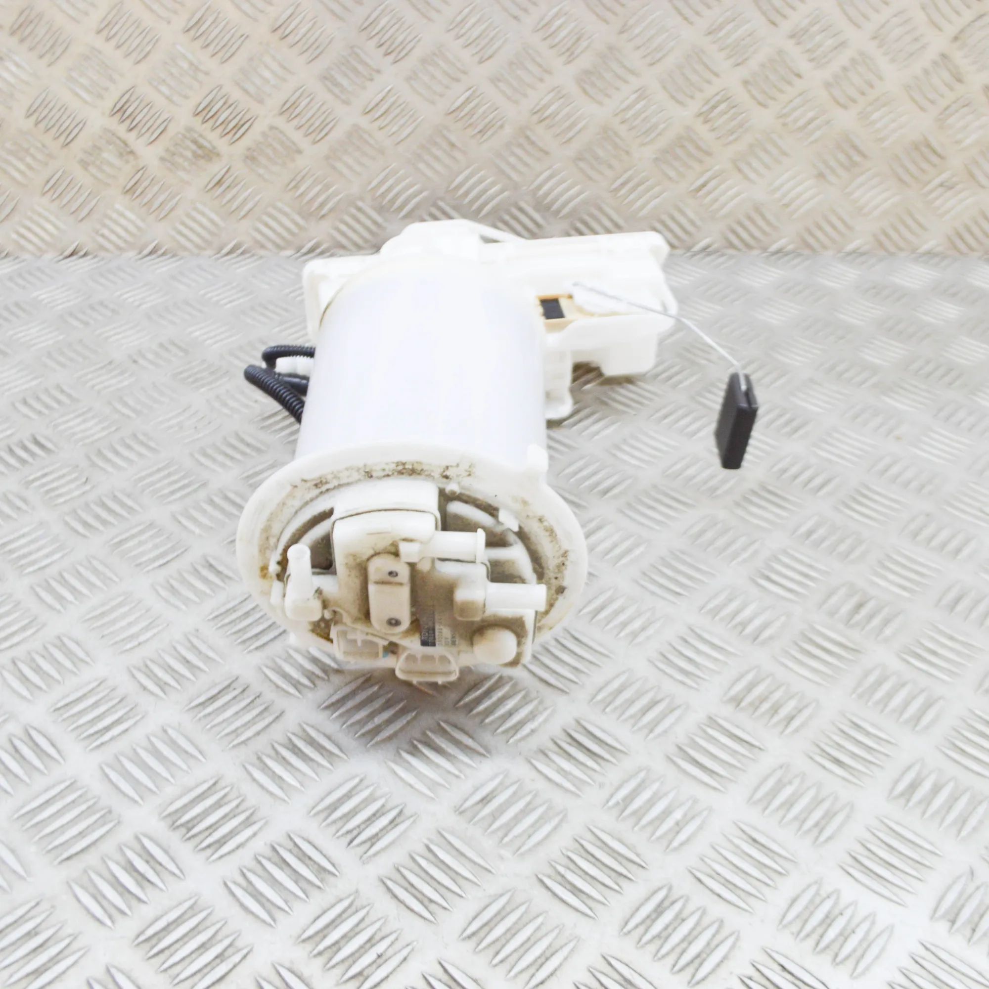 Toyota Camry (XV50) Fuel Tank Pump Fuel Tank Pump — TOYOTA CAMRY (_V7_) (2017-...)...