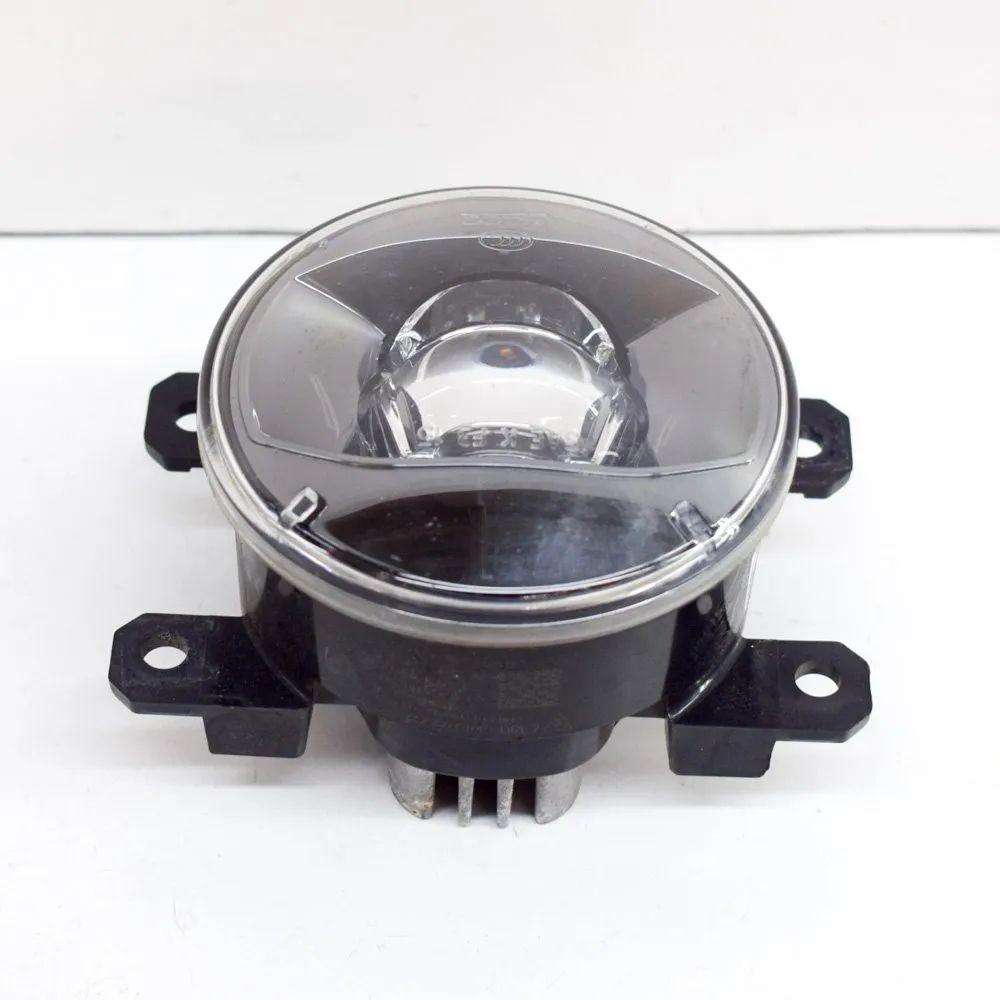 Maserati Levante Front Left Fog Light Front Left Fog Light — MASERATI LEVANTE (SUV M1...
