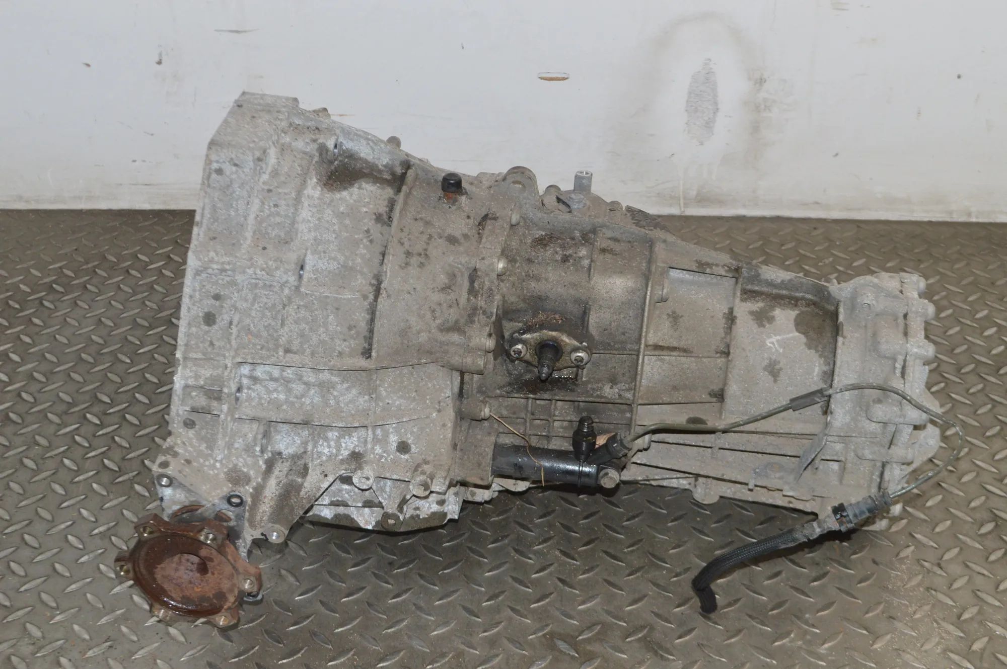 Audi A4 (B7) Gearbox Gearbox — AUDI A4 (8K2, B8) (2007-2015) — JJF

...