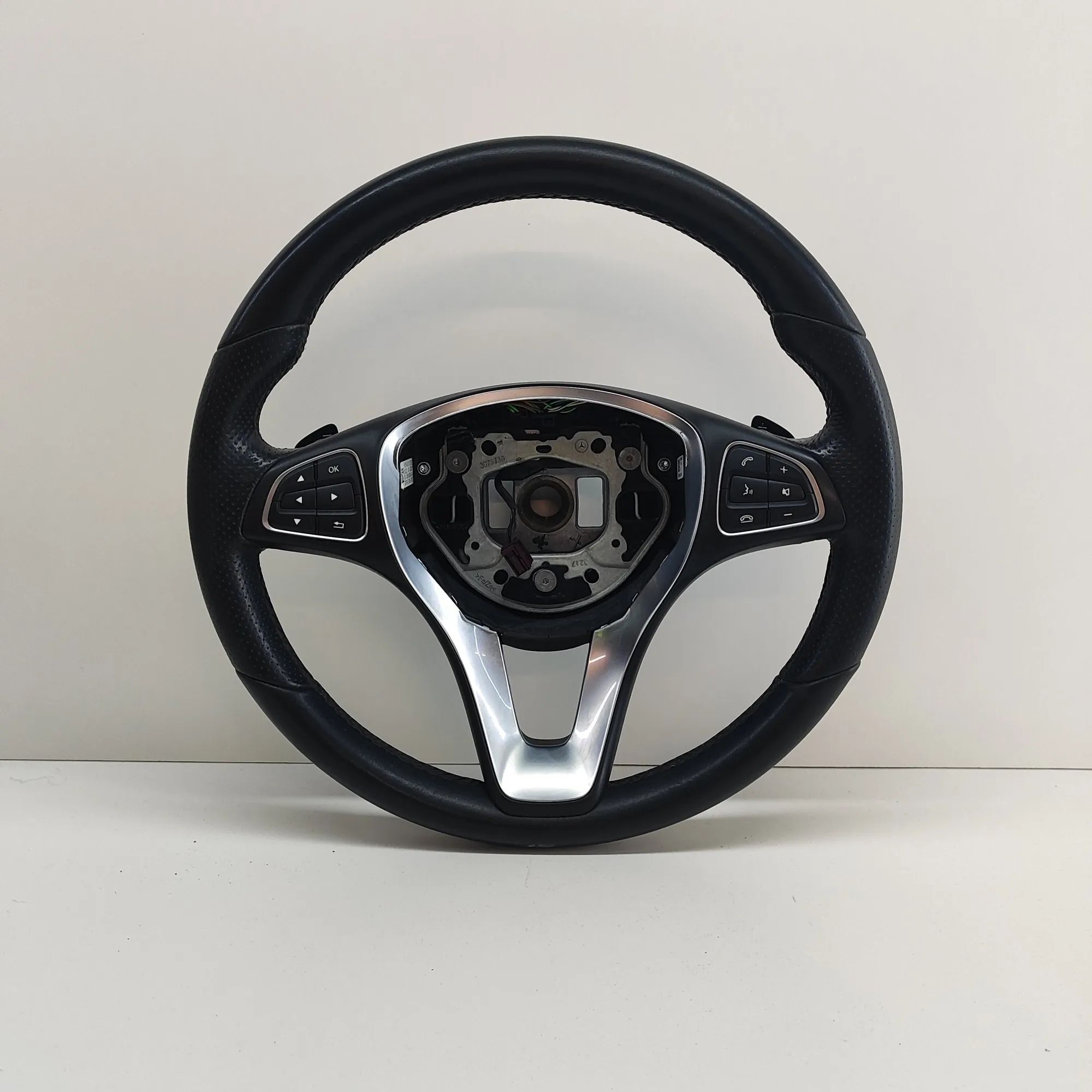 Mercedes-Benz CLA (C117) steering wheel Steering Wheel — MERCEDES BENZ CLA (Coupe C117)...