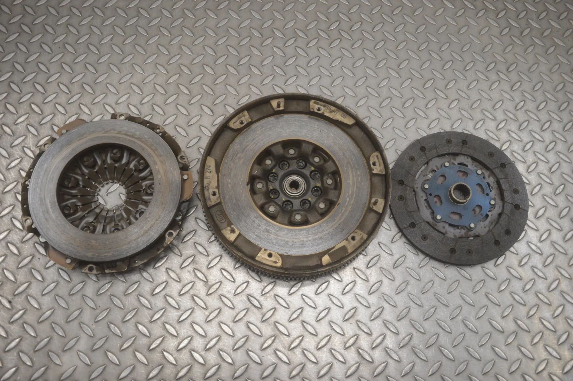 Mercedes-Benz A (W176) kytkinsarja Clutch kit — MERCEDES BENZ C-CLASS (W205) (2013...