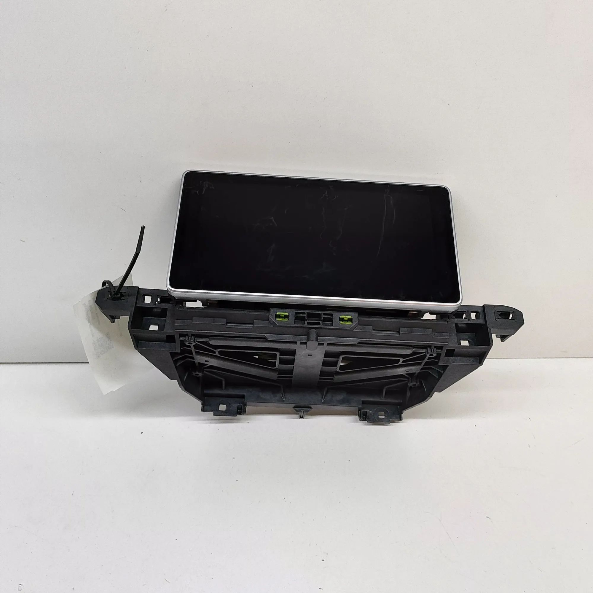 Audi Q5 (FY) Navigation display Navigation display — AUDI Q5 (FY) (2016-...) — ...