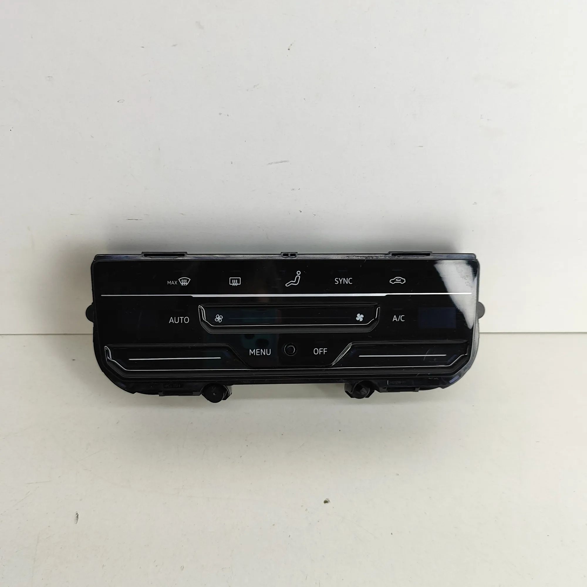 Volkswagen T-Roc Climate control unit