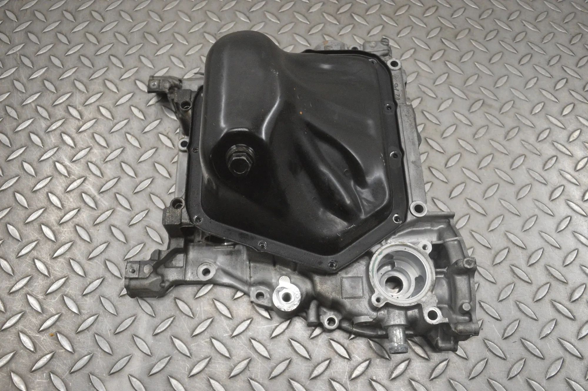 Subaru XV Oil sump Oil sump — SUBARU XV (_GP_) (2011-...) — 201205...