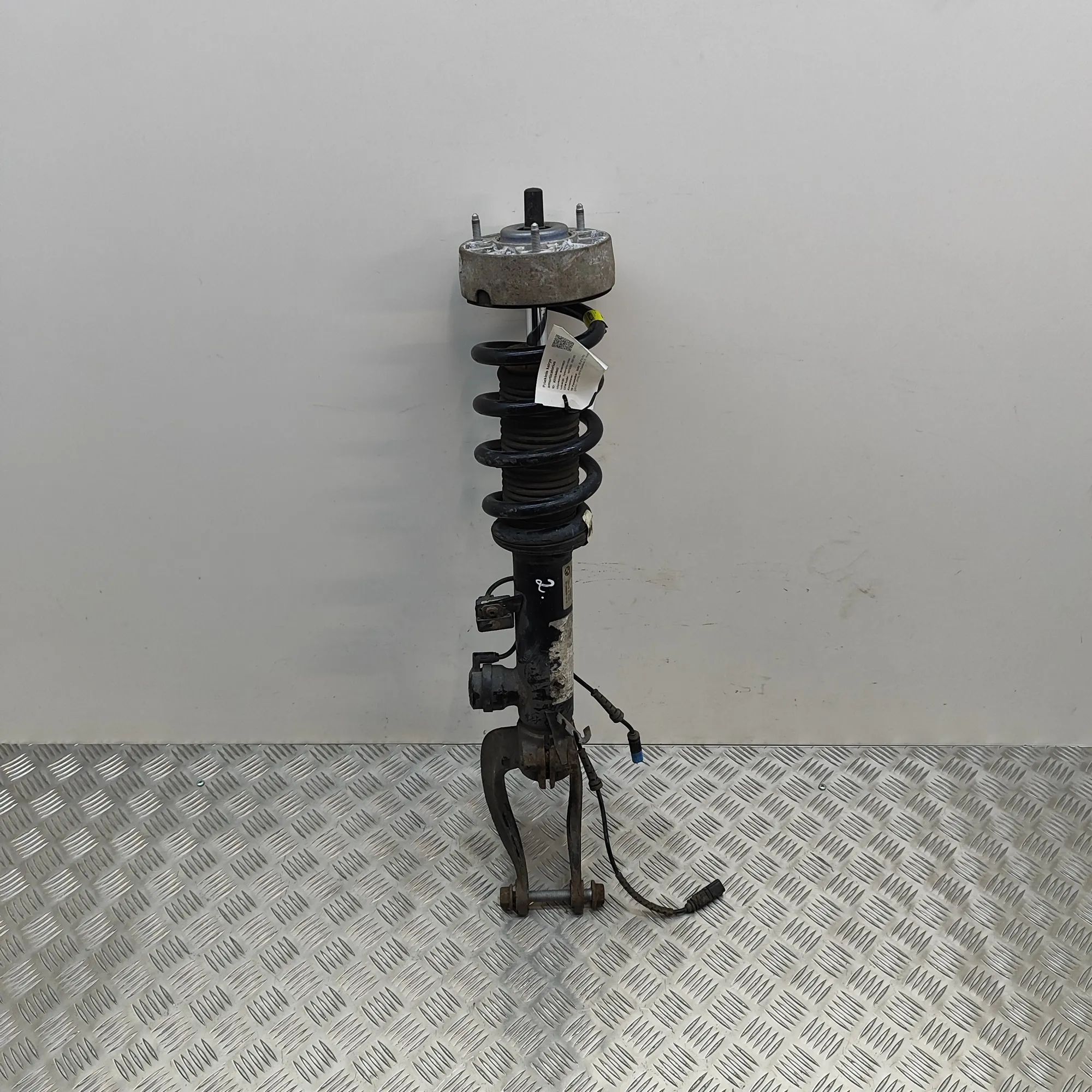 BMW X5 (F15) Shock absorber — front left Shock absorber — front left — BMW X5 (F15, F85)...