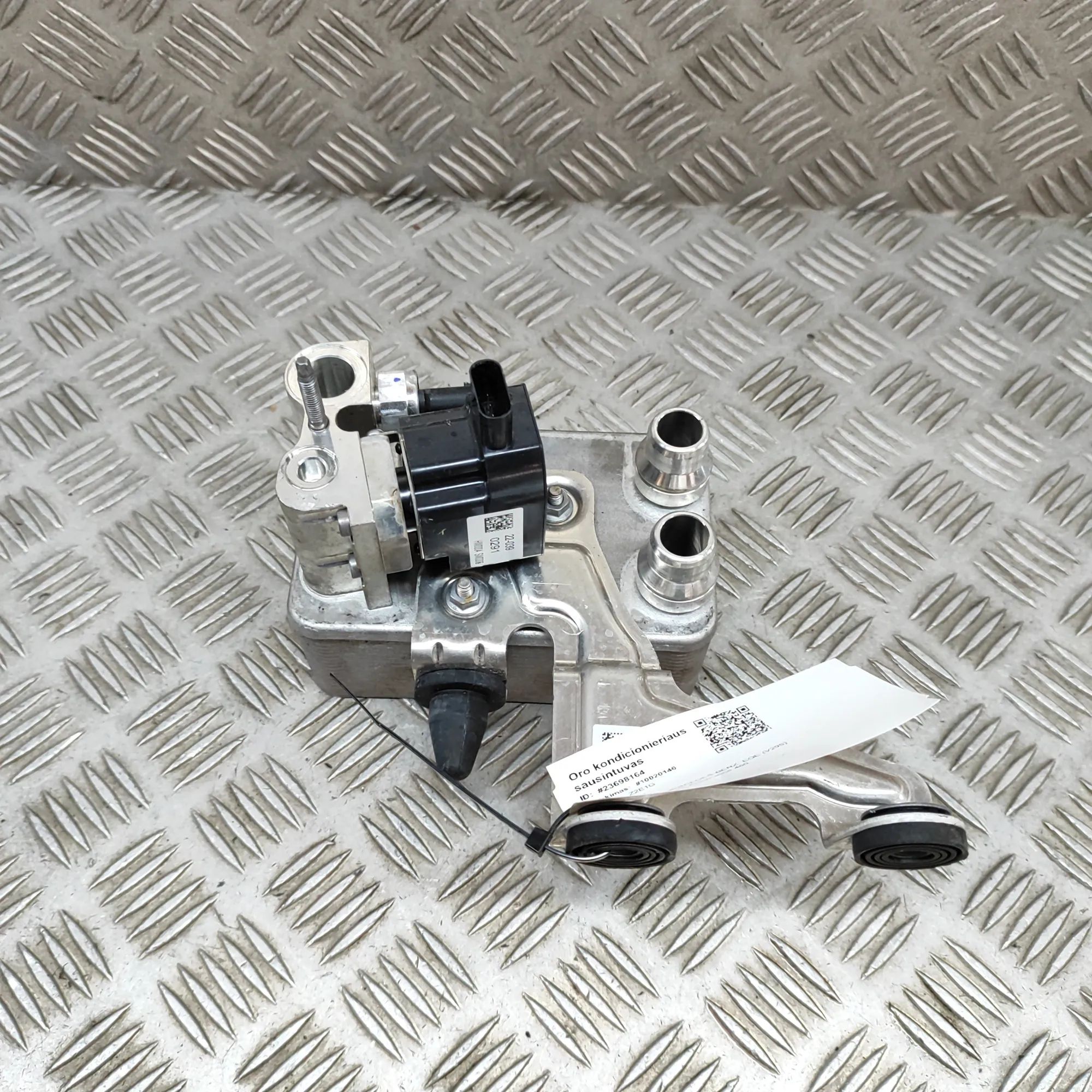 Mercedes-Benz EQE (V295 / X294) Air-conditioning receiver-drier Air-conditioning receiver-drier — MERCEDES BENZ...