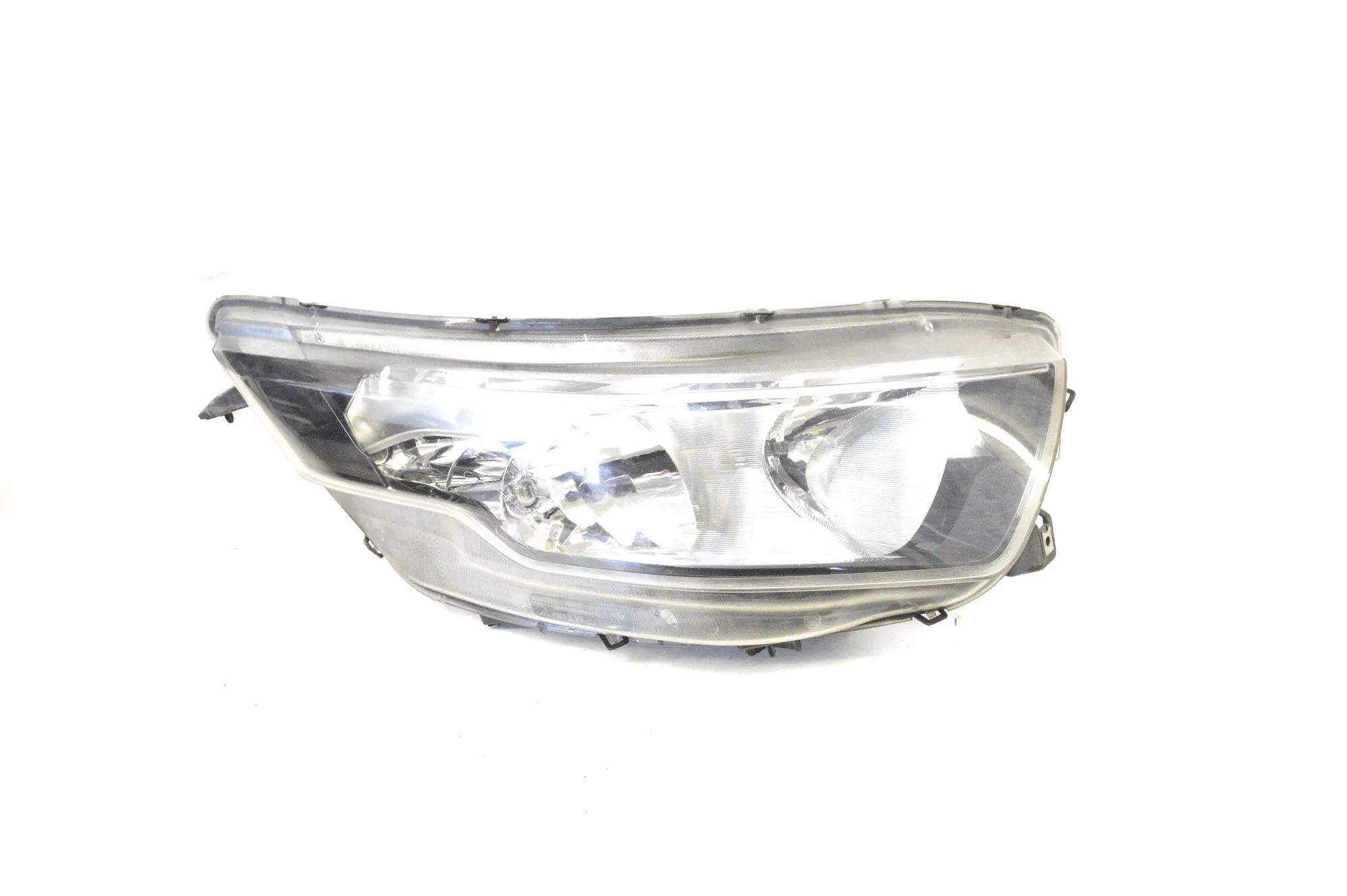 Iveco Daily Front Right Headlight Front Right Headlight — IVECO DAILY (VI Flatbed...