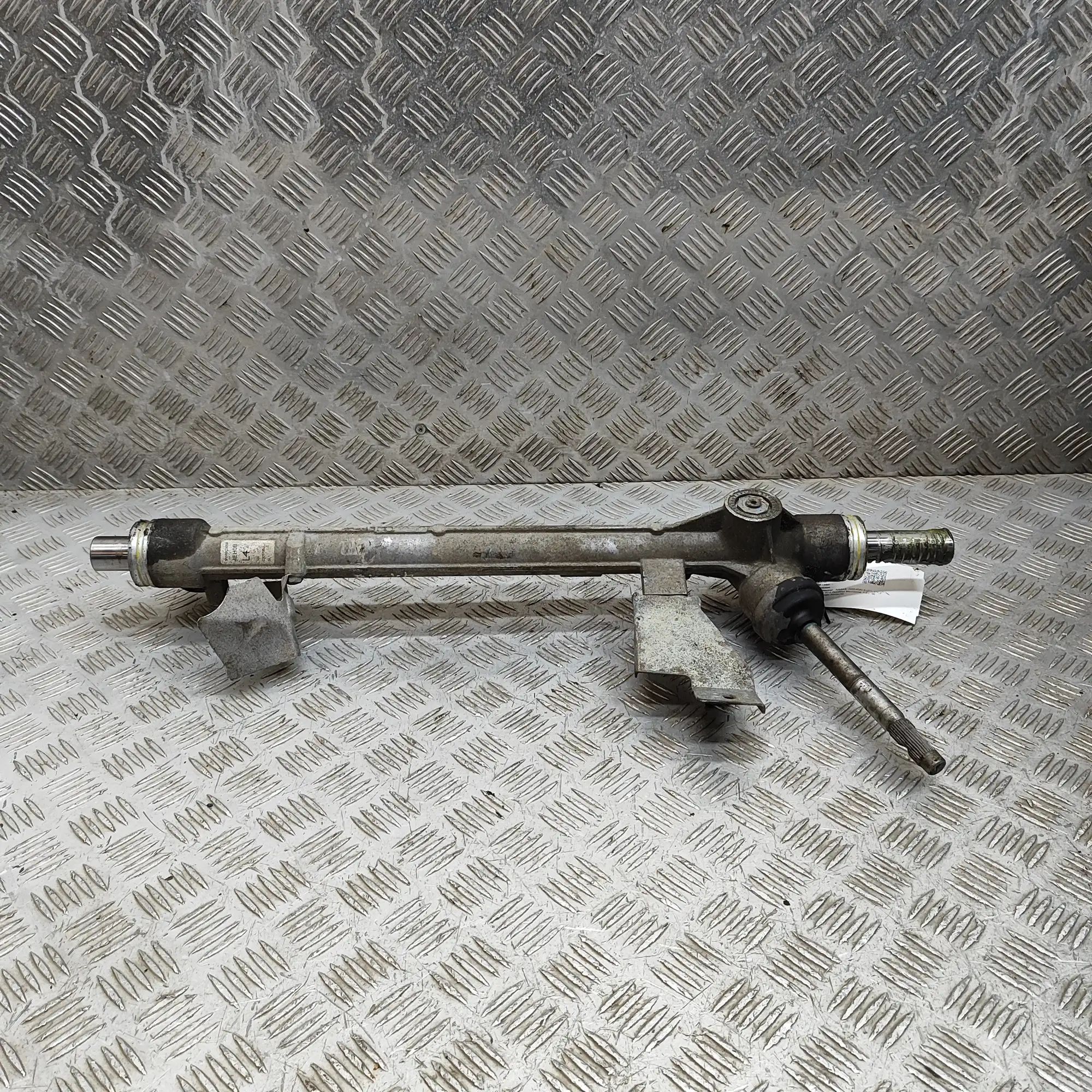 Nissan Qashqai (J11) roolilatt / roolikarp Steering Rack — NISSAN QASHQAI (II J11, J11_) (...