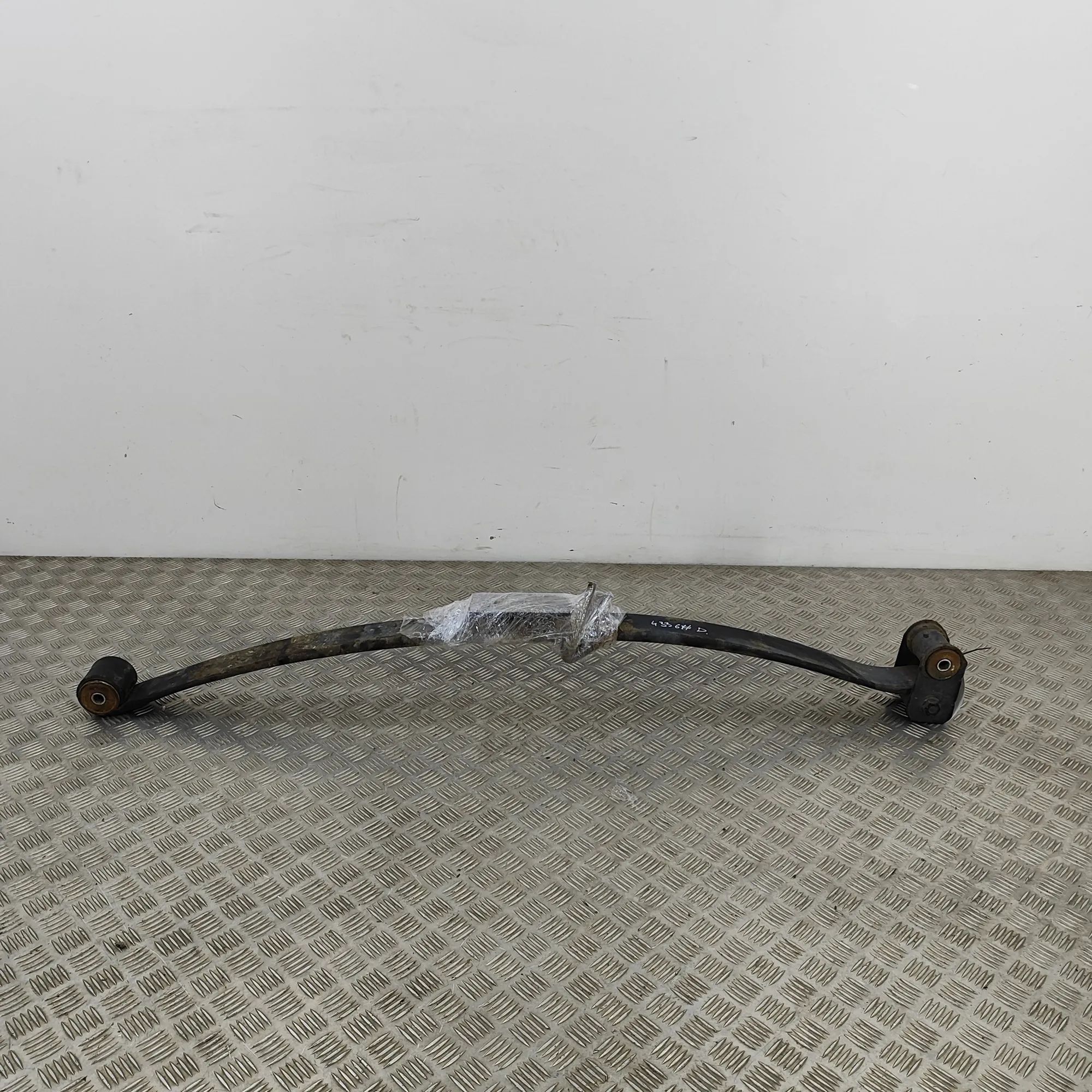 Iveco Daily Rear Right Leaf Spring Rear Right Leaf Spring — IVECO DAILY (VI Box) (...