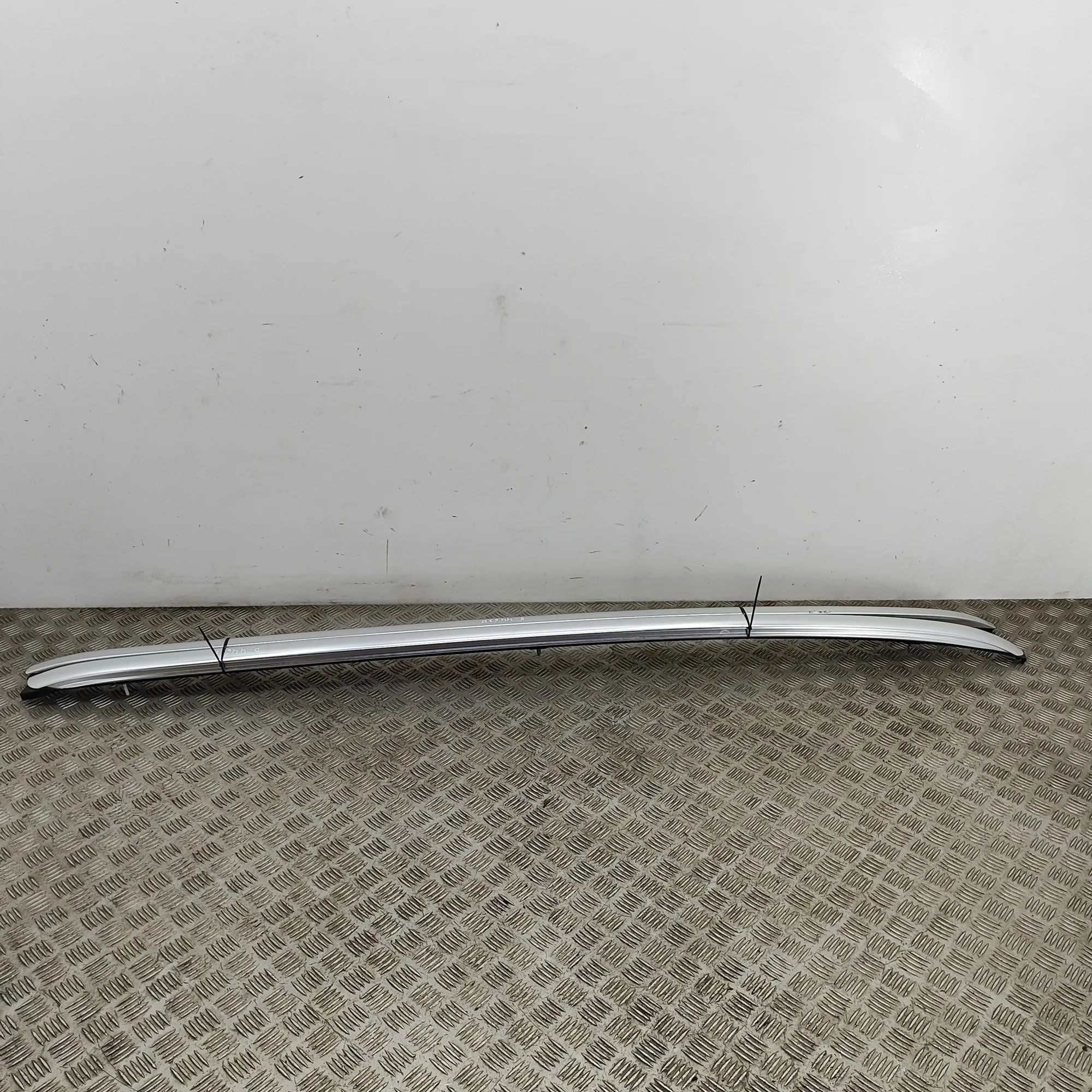 Toyota Corolla Roof Rails Kit Roof Rails Kit — TOYOTA COROLLA (Estate _E21_) ...