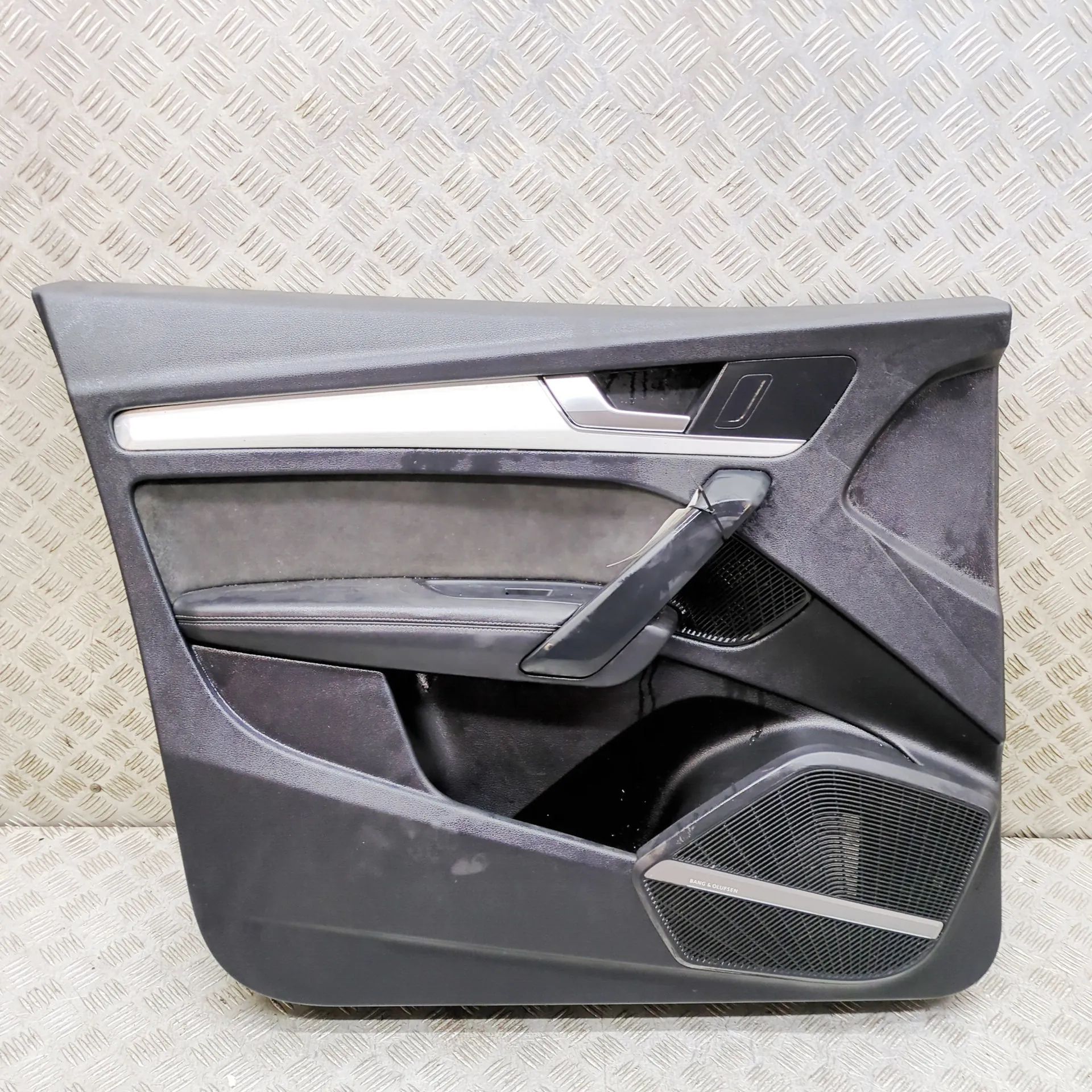 Audi Q5 (FY) Front Left Door Panel Front Left Door Panel — AUDI Q5 (FY) (2016-...)...