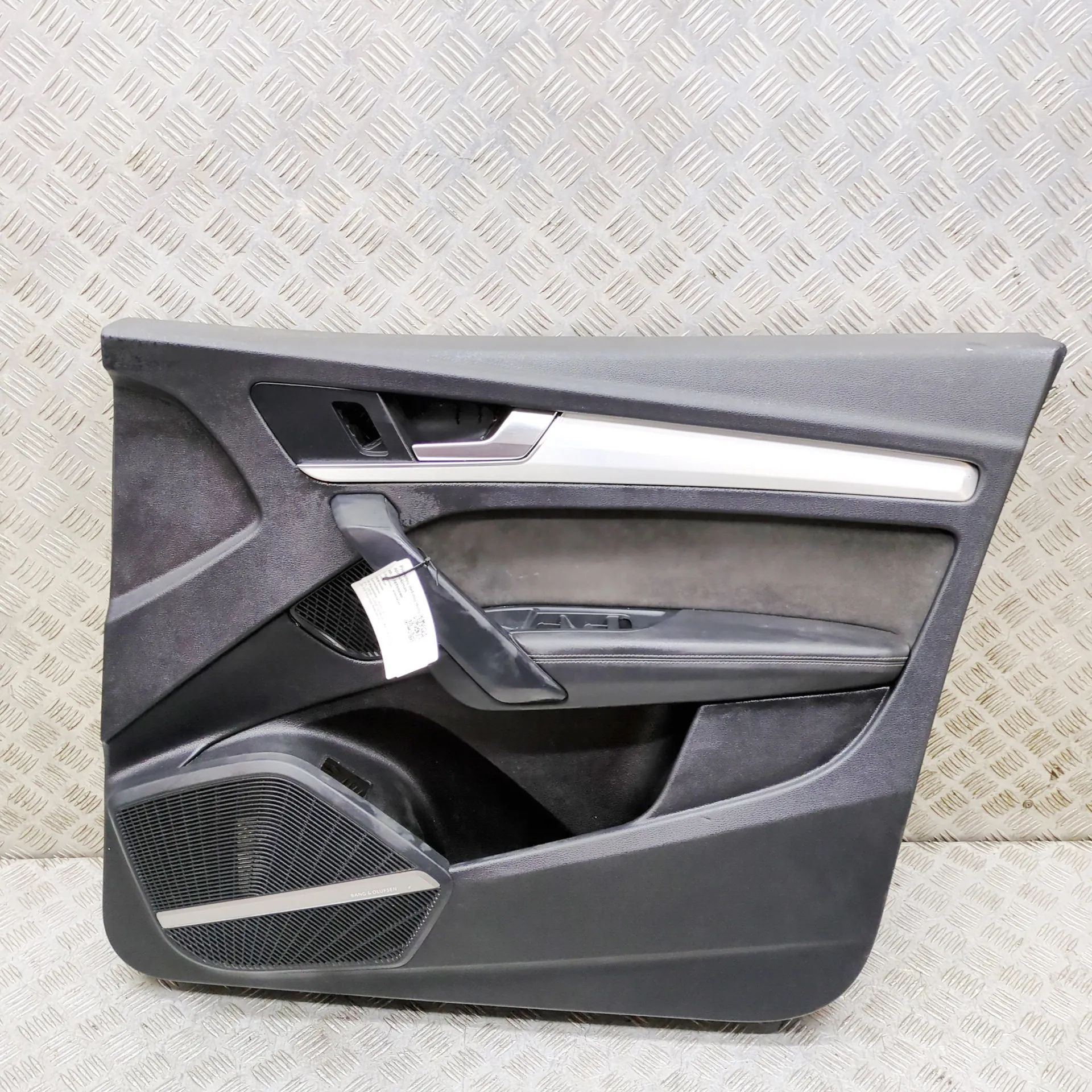 Audi Q5 (FY) Front Right Door Panel Front Right Door Panel — AUDI Q5 (FY) (2016-......