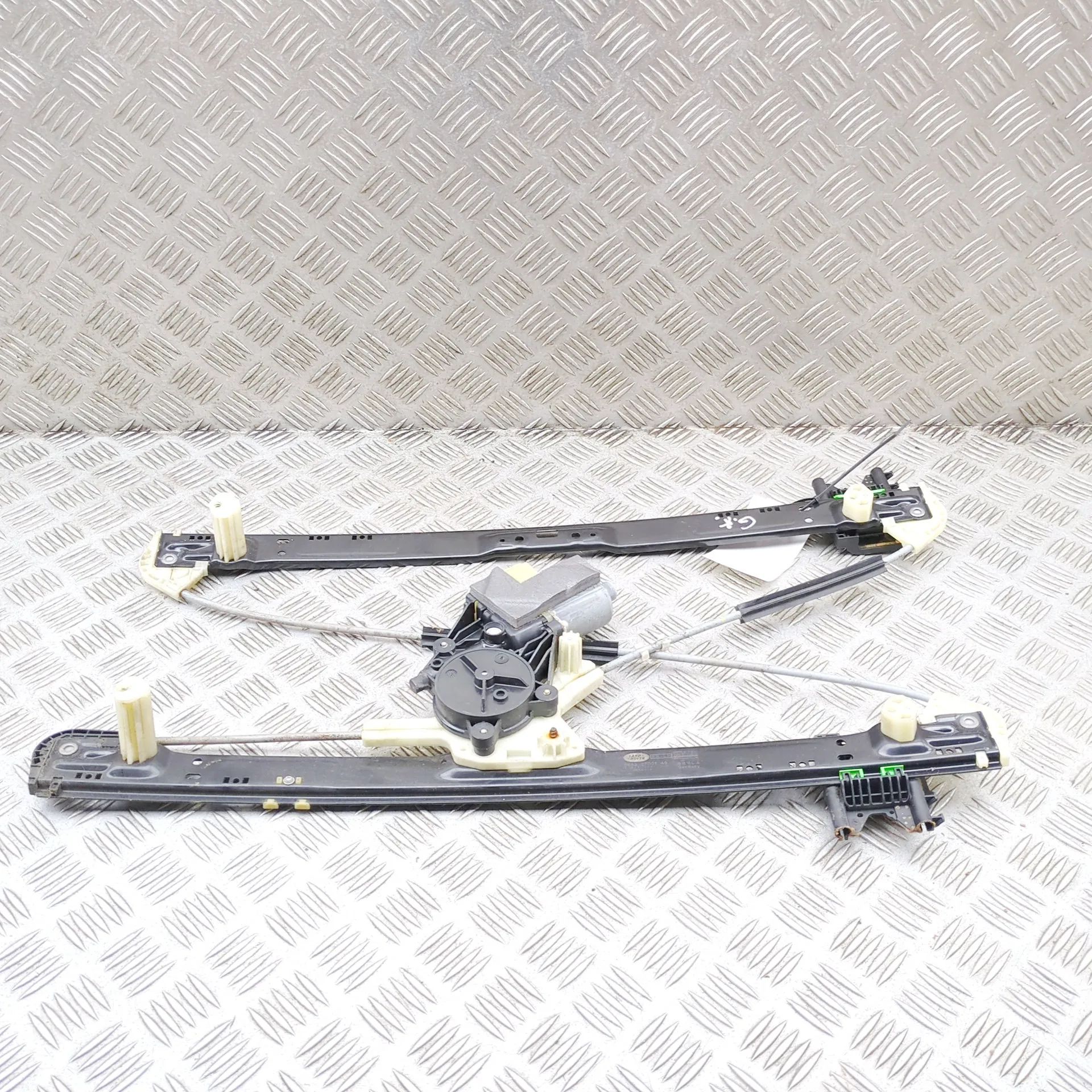 Land Rover Range Rover Sport (L494) Rear Left Door Window Regulator Rear Left Door Window Regulator — LAND ROVER RA...