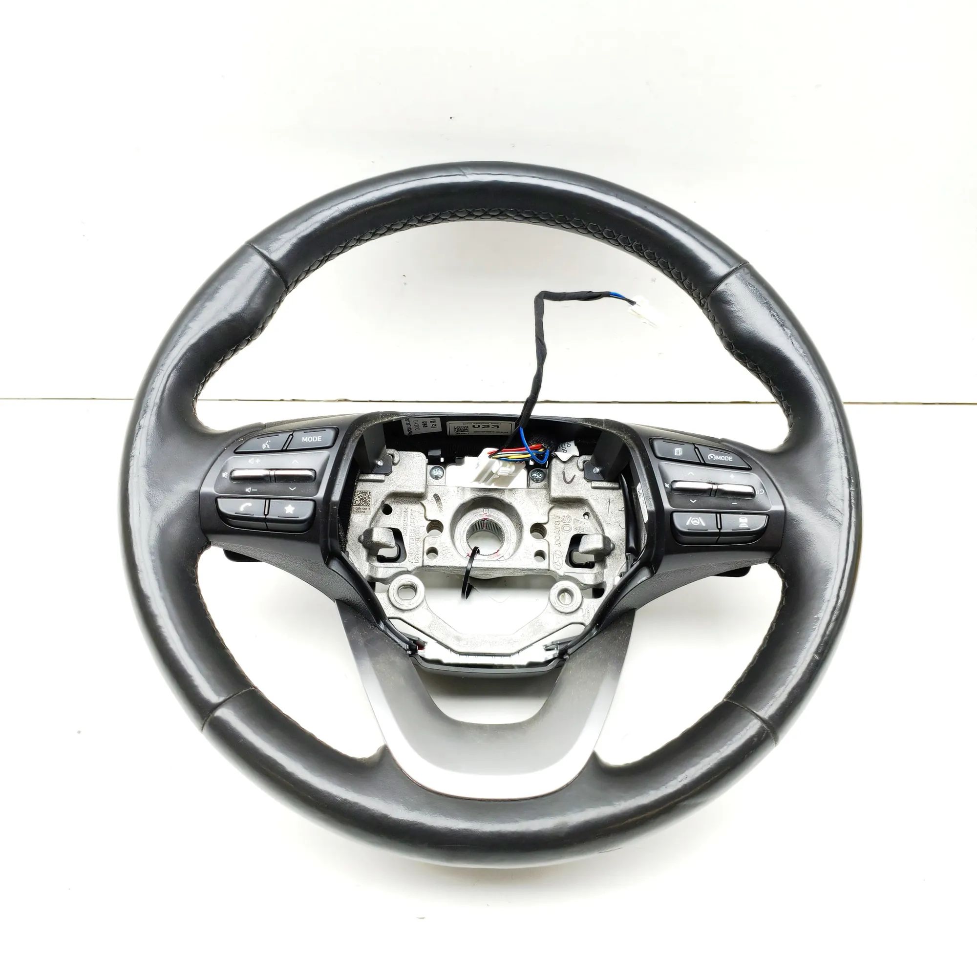 Hyundai Kona steering wheel Steering Wheel — HYUNDAI KONA (2017-...) — 5613...
