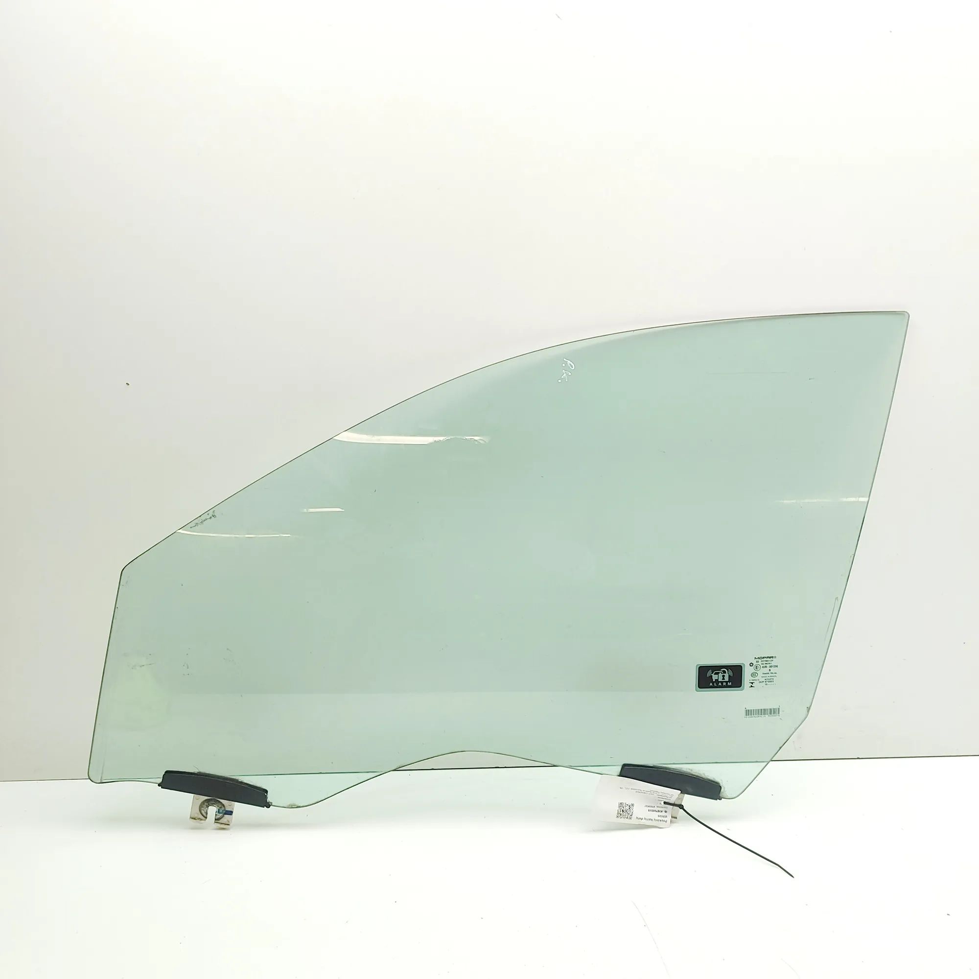 Jeep Cherokee (KL) Front Left Door Window Front Left Door Window — JEEP CHEROKEE (KL) (20...