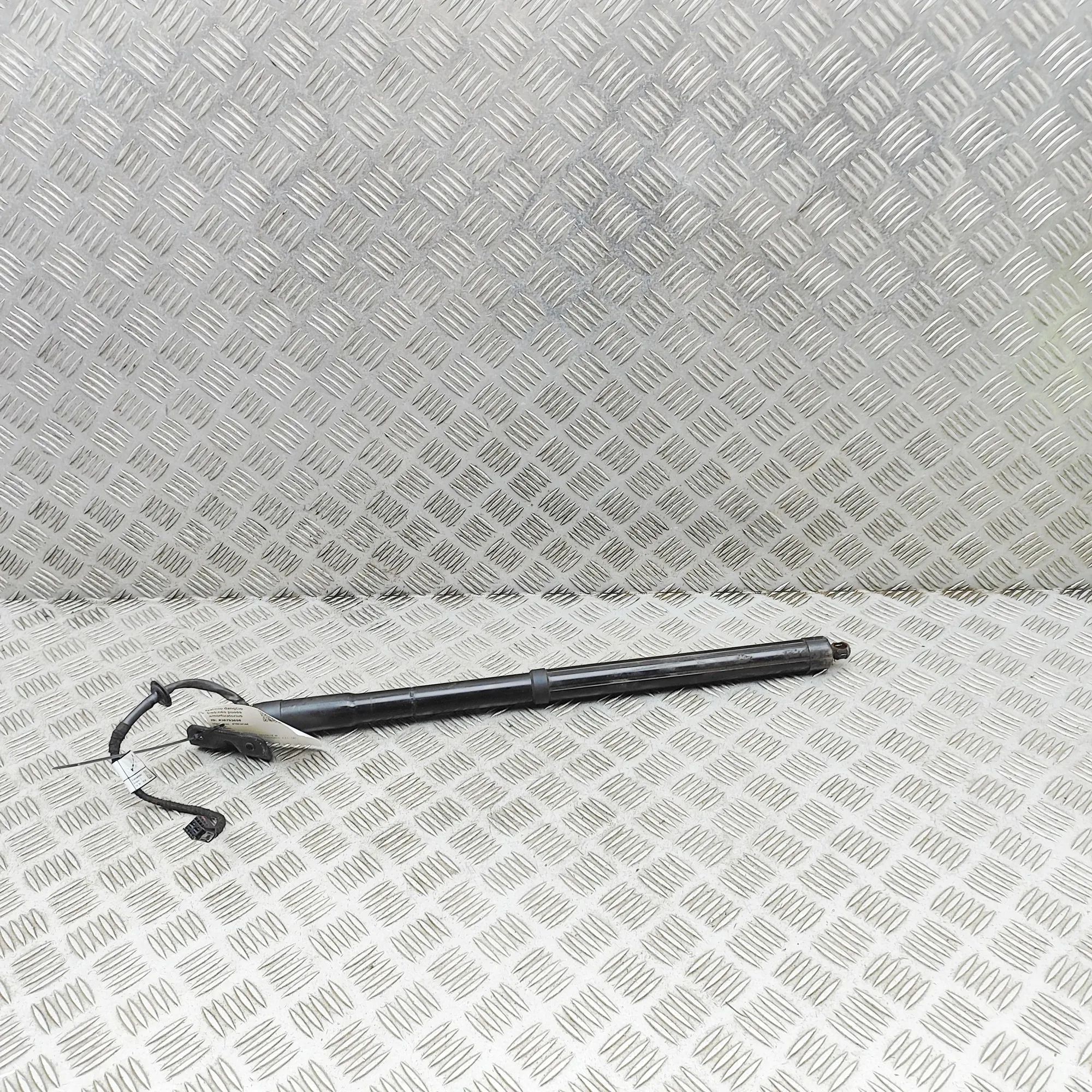 Hyundai Santa Fe Right Side Tailgate Gas Strut Right Side Tailgate Gas Strut — HYUNDAI SANTA (...