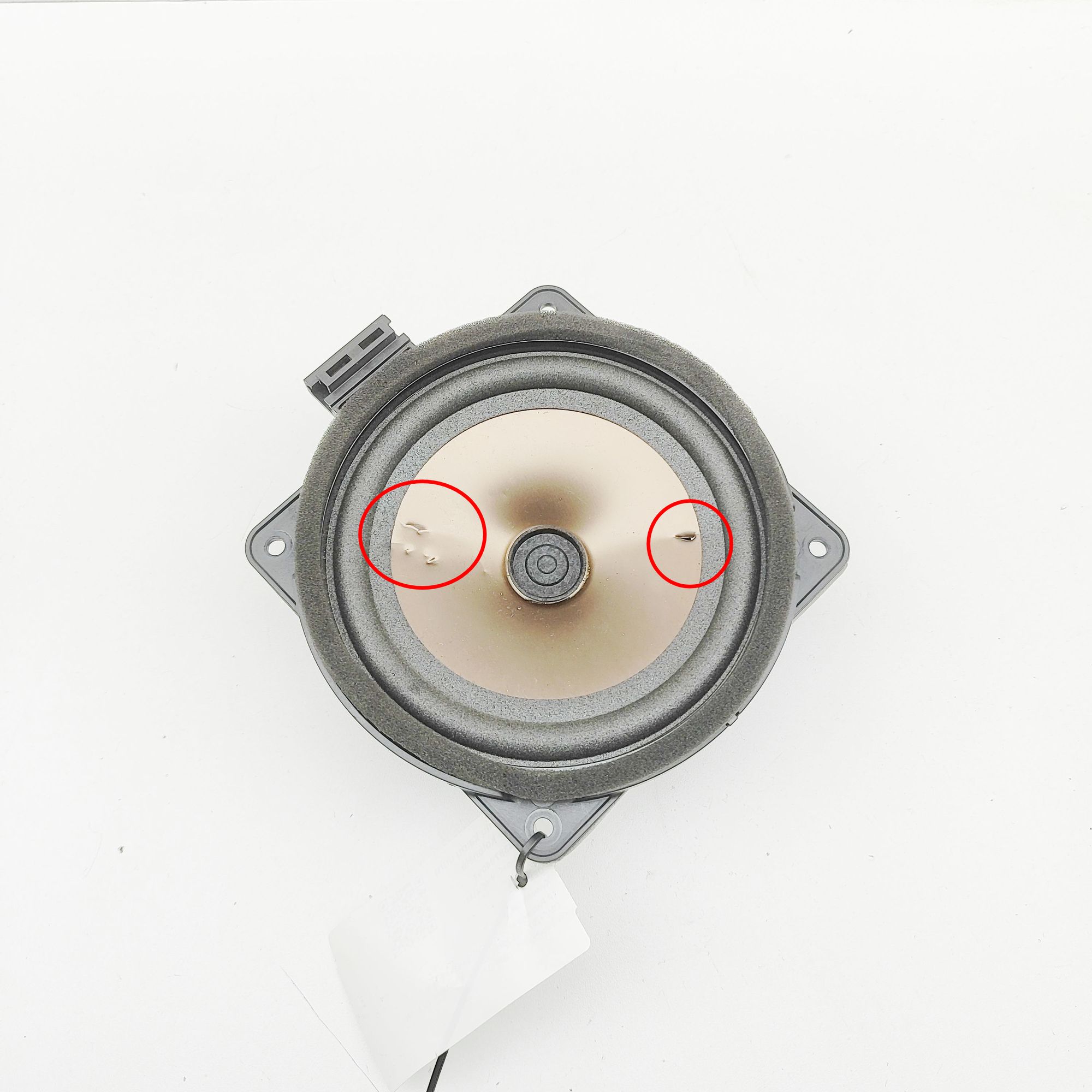 Hyundai Santa Fe Front Left Door Speaker Front Left Door Speaker — HYUNDAI SANTA (FÉ III...
