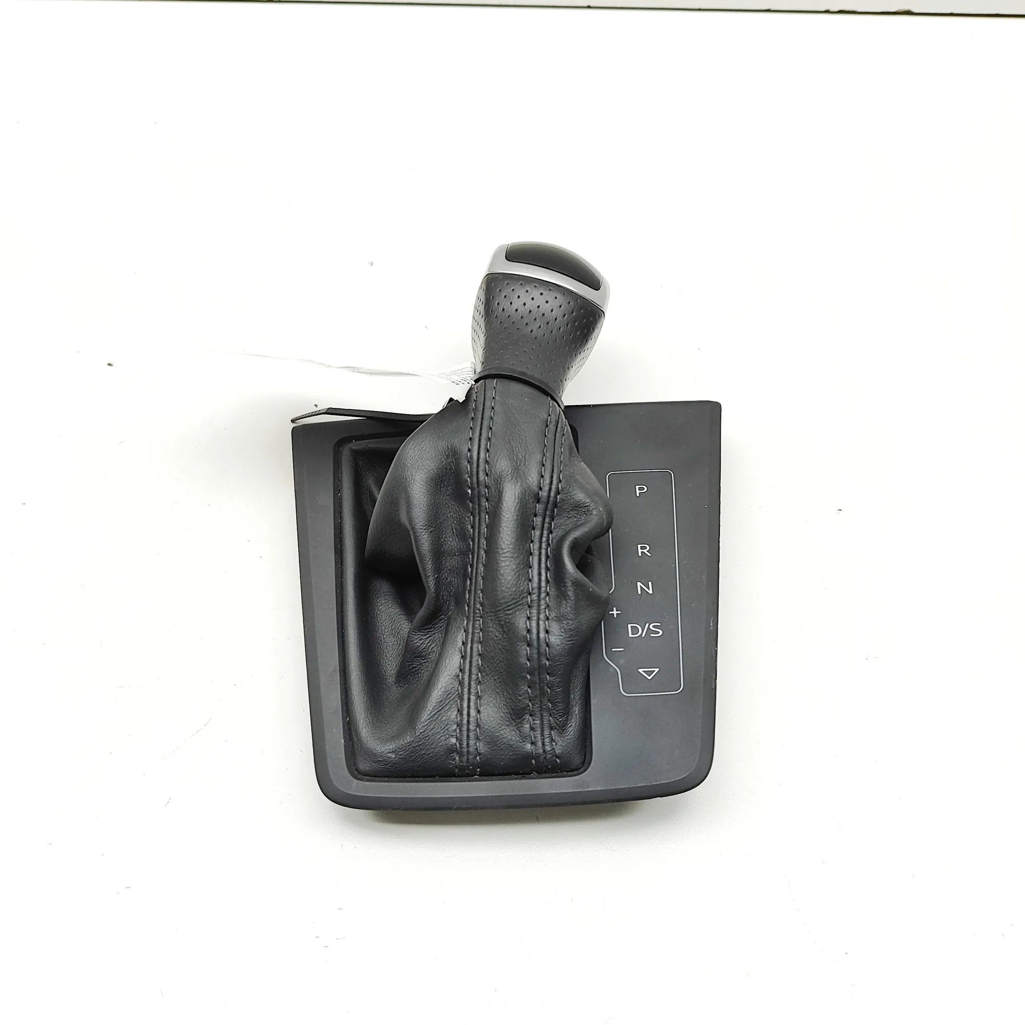 Audi Q3 (F3) Gear lever knob Gear lever knob — AUDI Q3 (Sportback F3N) (2019...