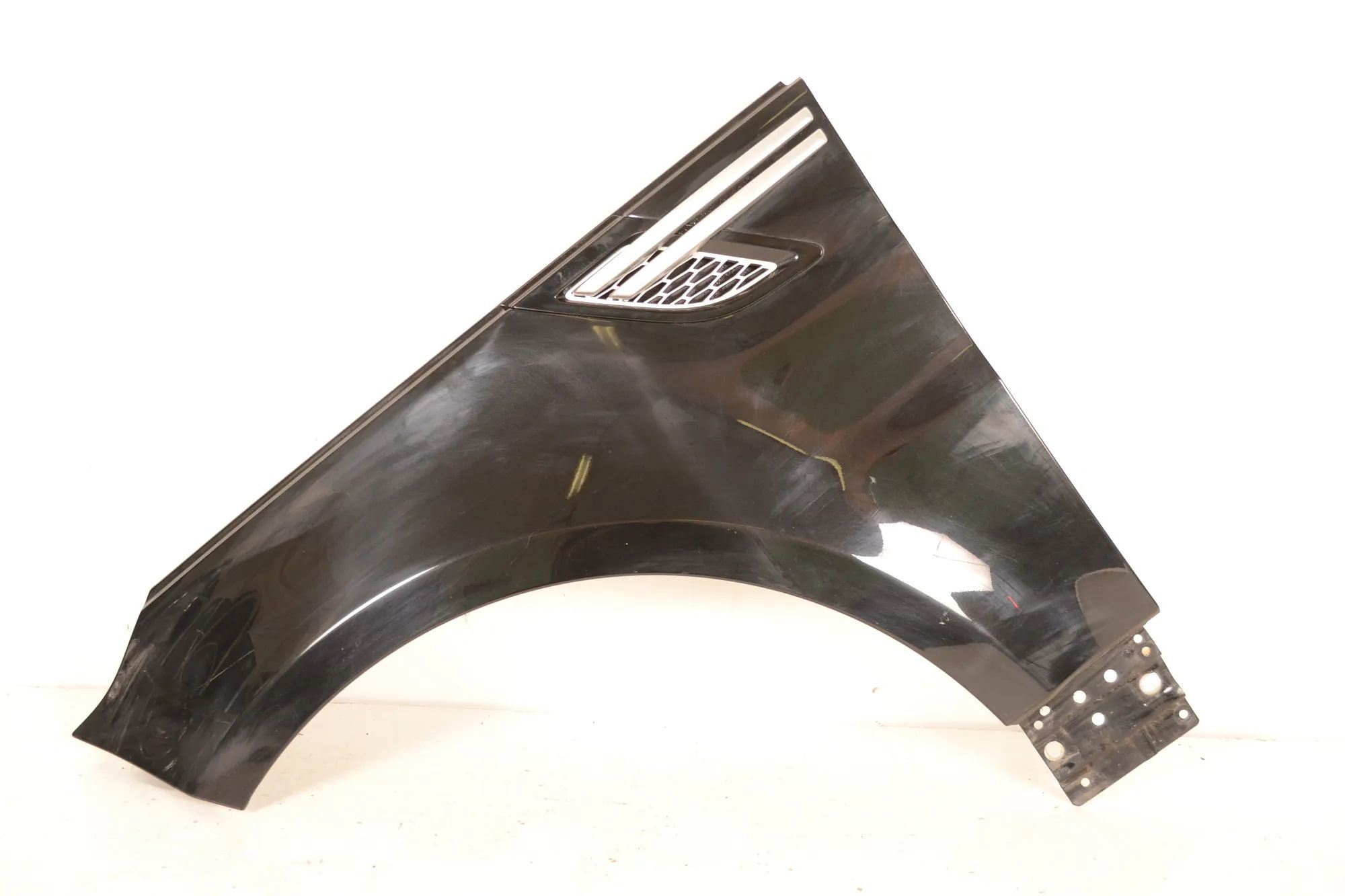 Land Rover Range Rover Sport (L494) Front Left Fender Front Left Fender — LAND ROVER RANGE ROVER SPOR...