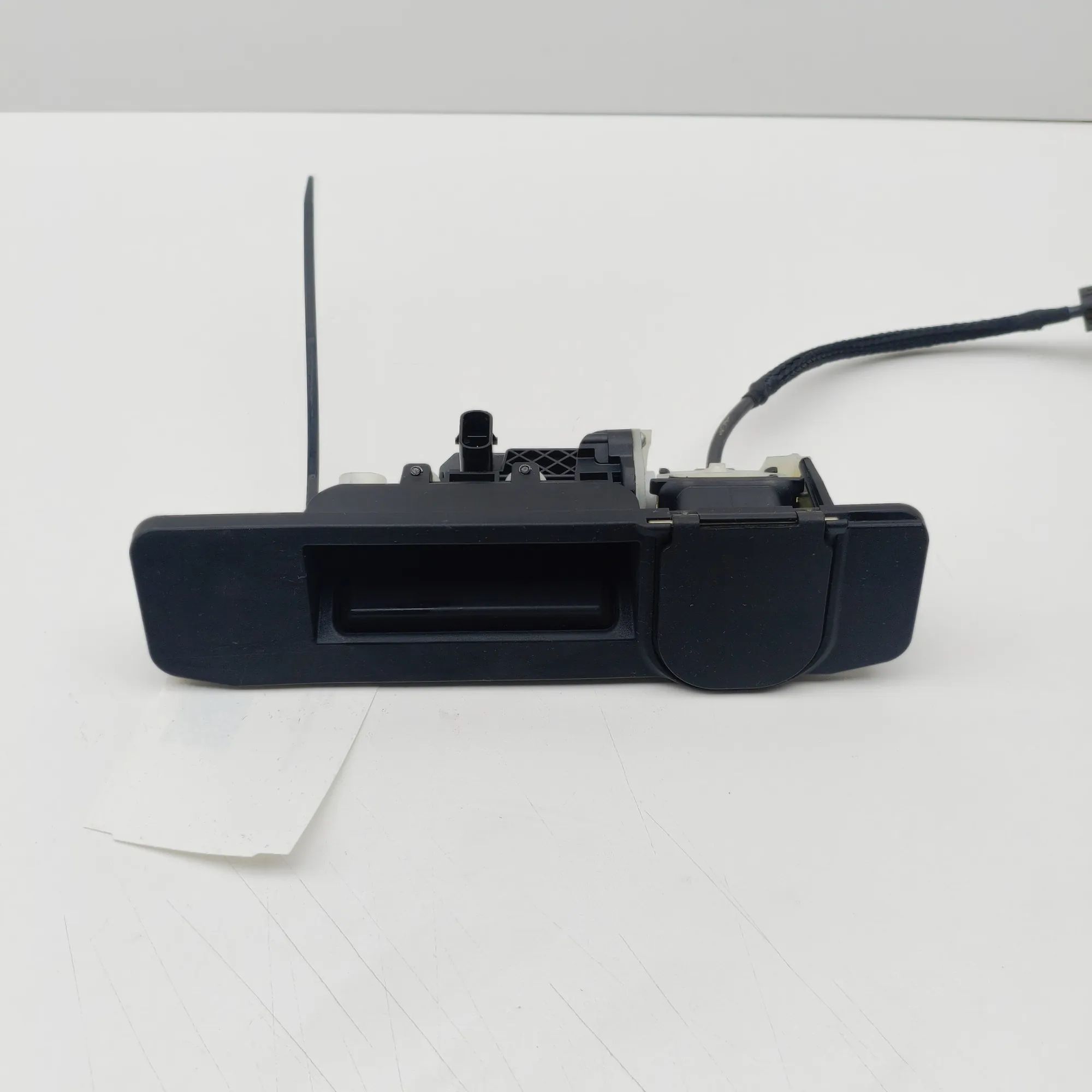 Mercedes-Benz ML / GLE (W166) Tailgate Bootlid Handle Tailgate Bootlid Handle — MERCEDES BENZ GLE (W1...
