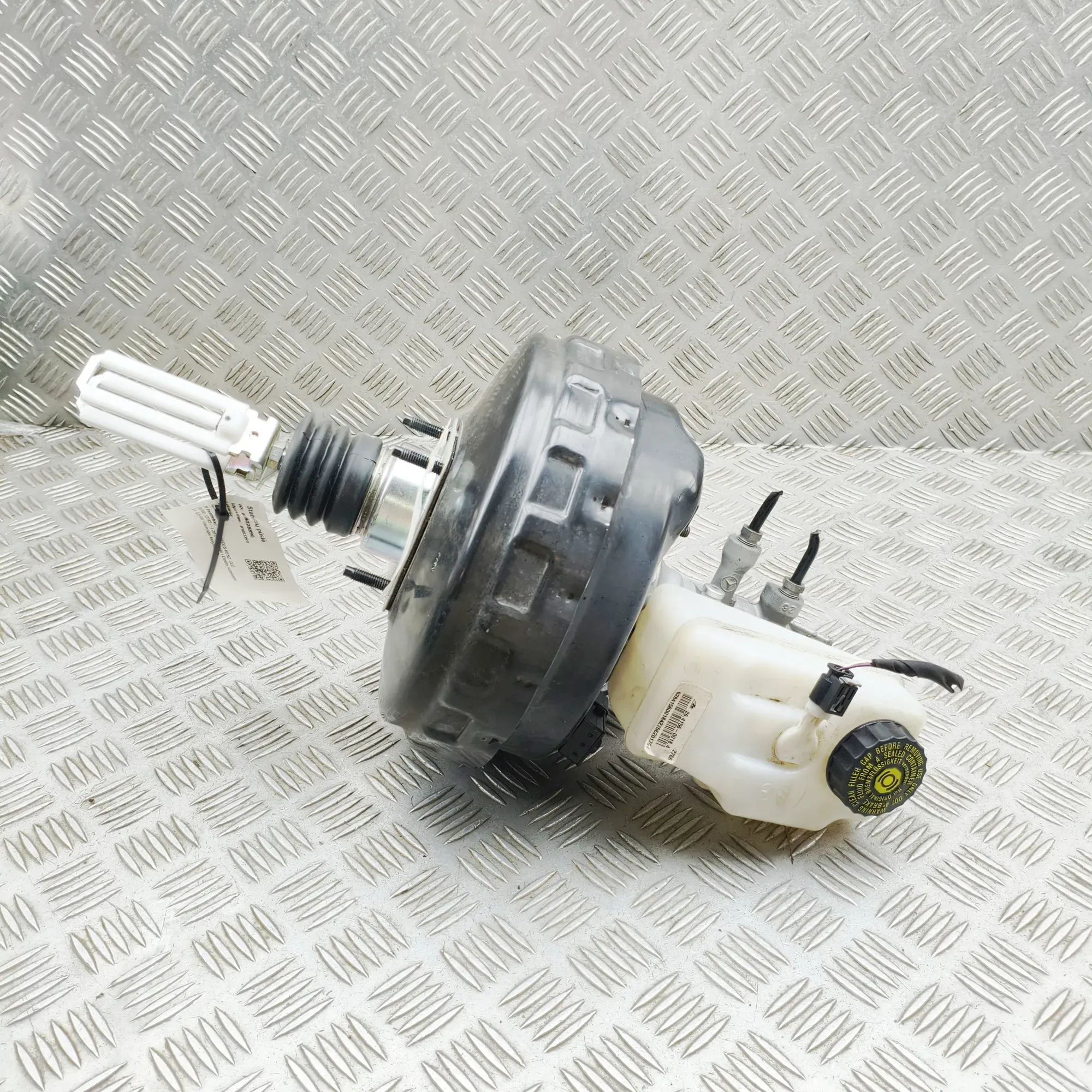 Mercedes-Benz ML / GLE (W166) Brake Servo Booster Brake Servo Booster — MERCEDES BENZ GLE (W166) ...