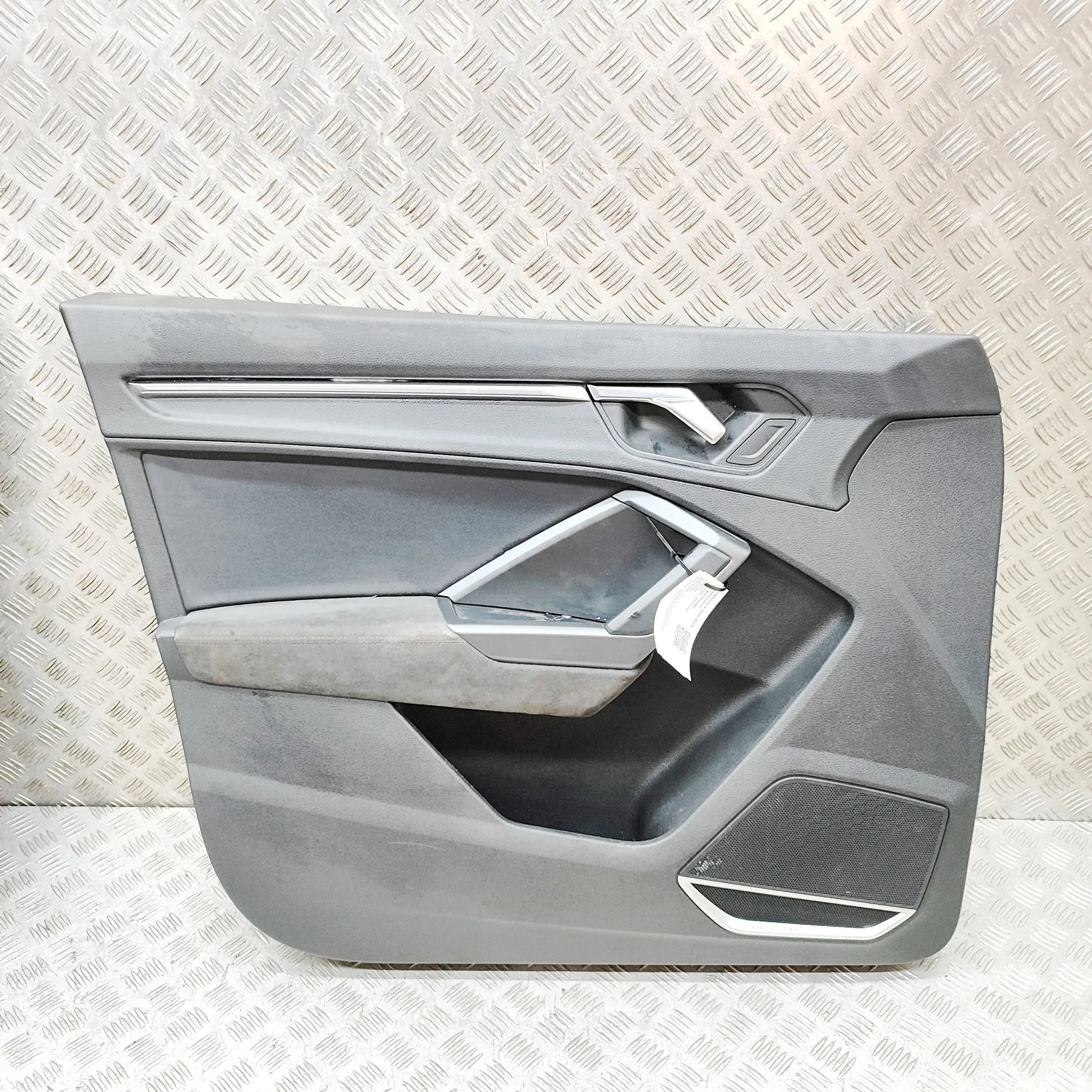 Audi Q3 (F3) Front Left Door Panel Front Left Door Panel — AUDI Q3 (Sportback F3N)...