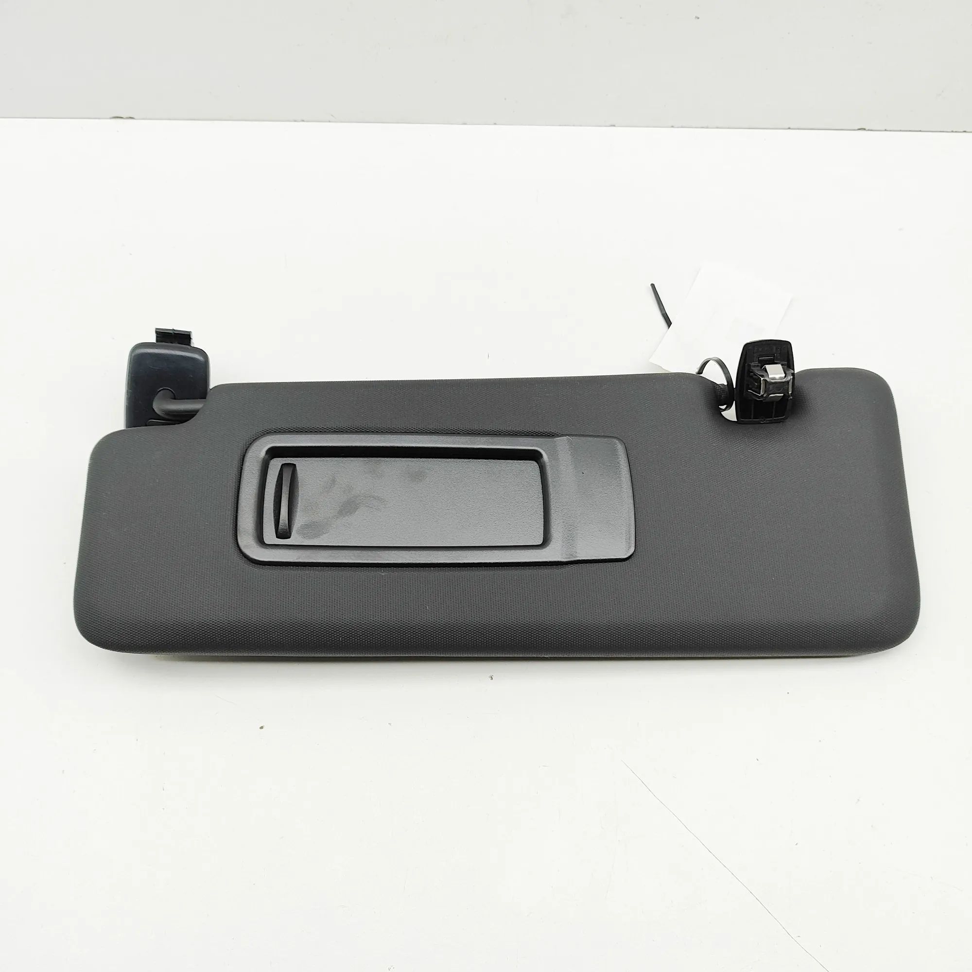 BMW X5 (G05) Left Side Sun Visor Left Side Sun Visor — BMW X5 (G05) (2018-...) —...