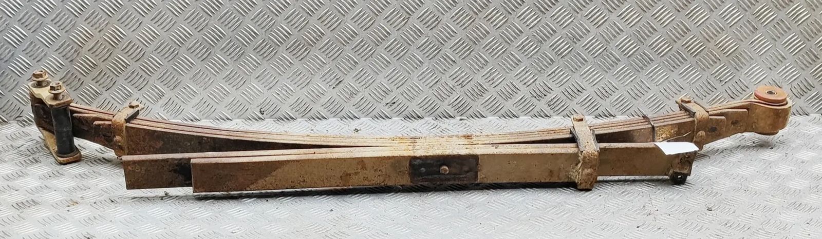 Isuzu D-Max Rear Right Leaf Spring Rear Right Leaf Spring — ISUZU D-MAX (II TFR, T...