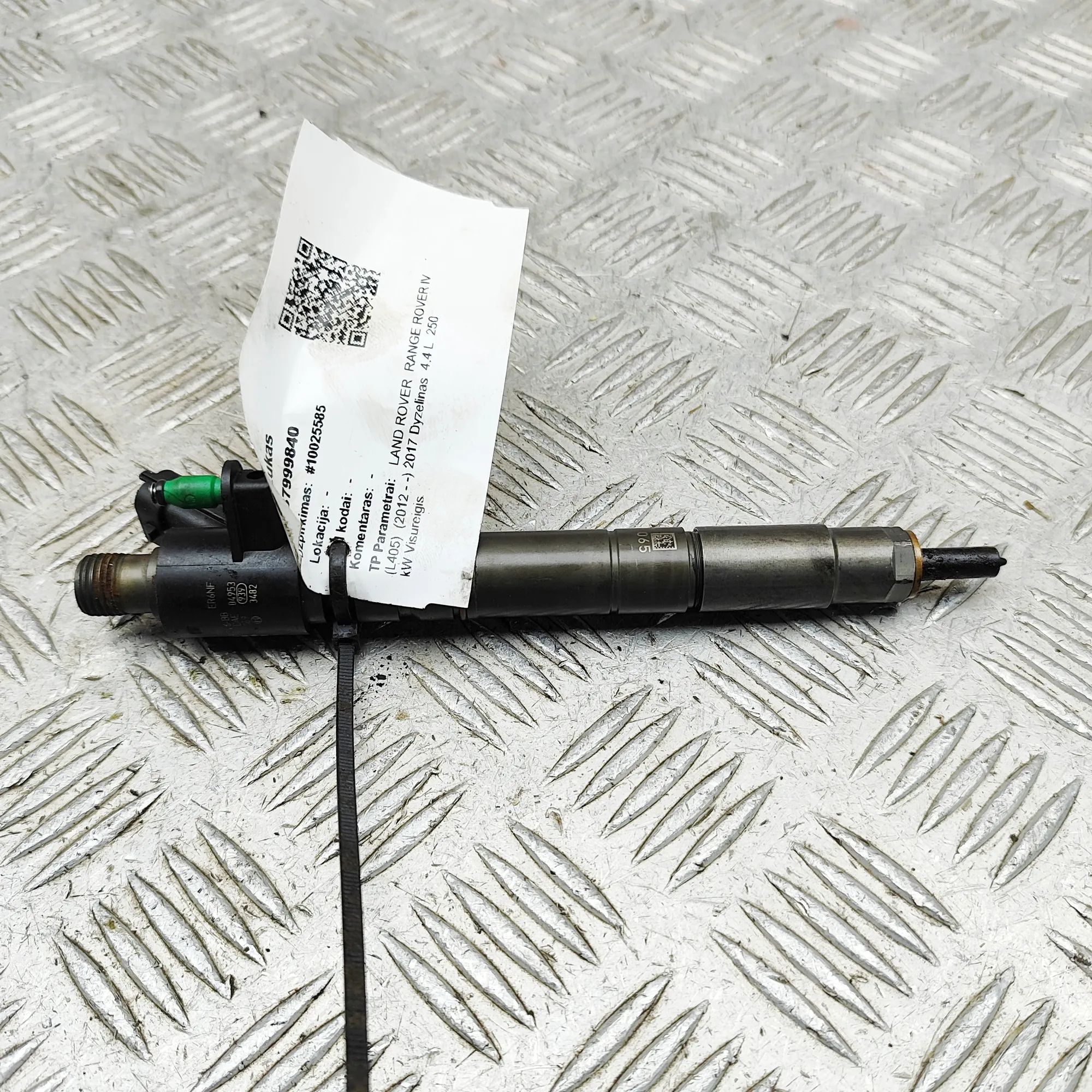 Land Rover Range Rover (L405) Fuel Injector Fuel injector — LAND ROVER RANGE ROVER (IV L405...