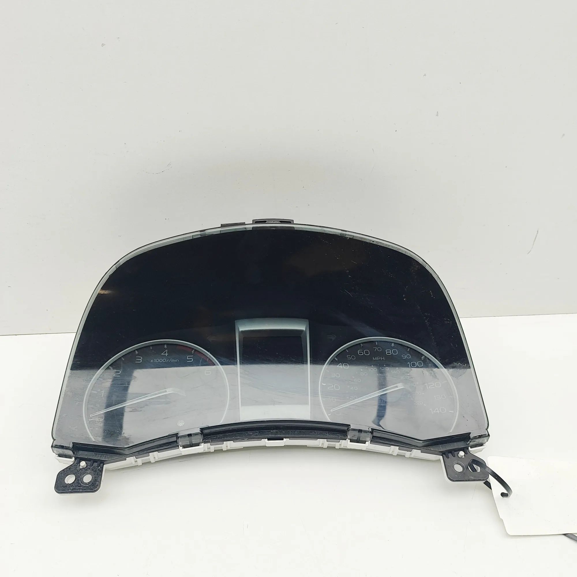Isuzu D-Max Instrument Cluster Speedometer Instrument Cluster Speedometer — ISUZU D-MAX (I...