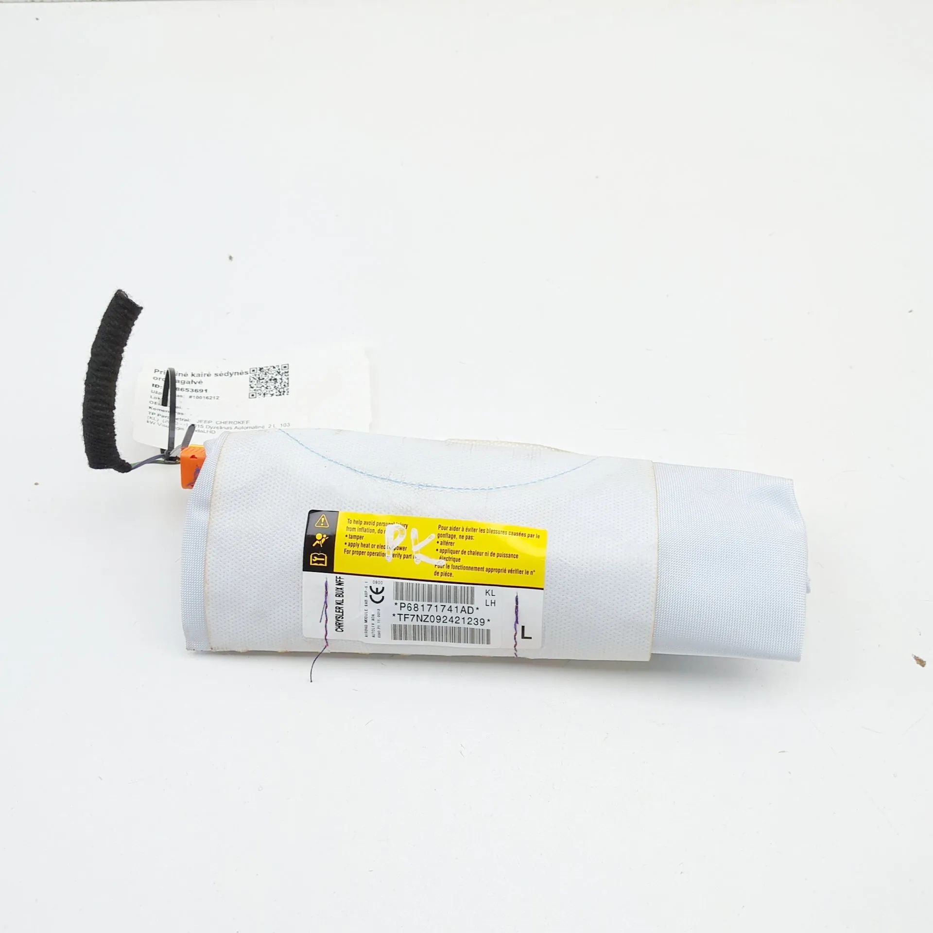 Jeep Cherokee (KL) Seat airbag (SRS) — front left Seat airbag (SRS) — front left — JEEP CHEROKEE ...