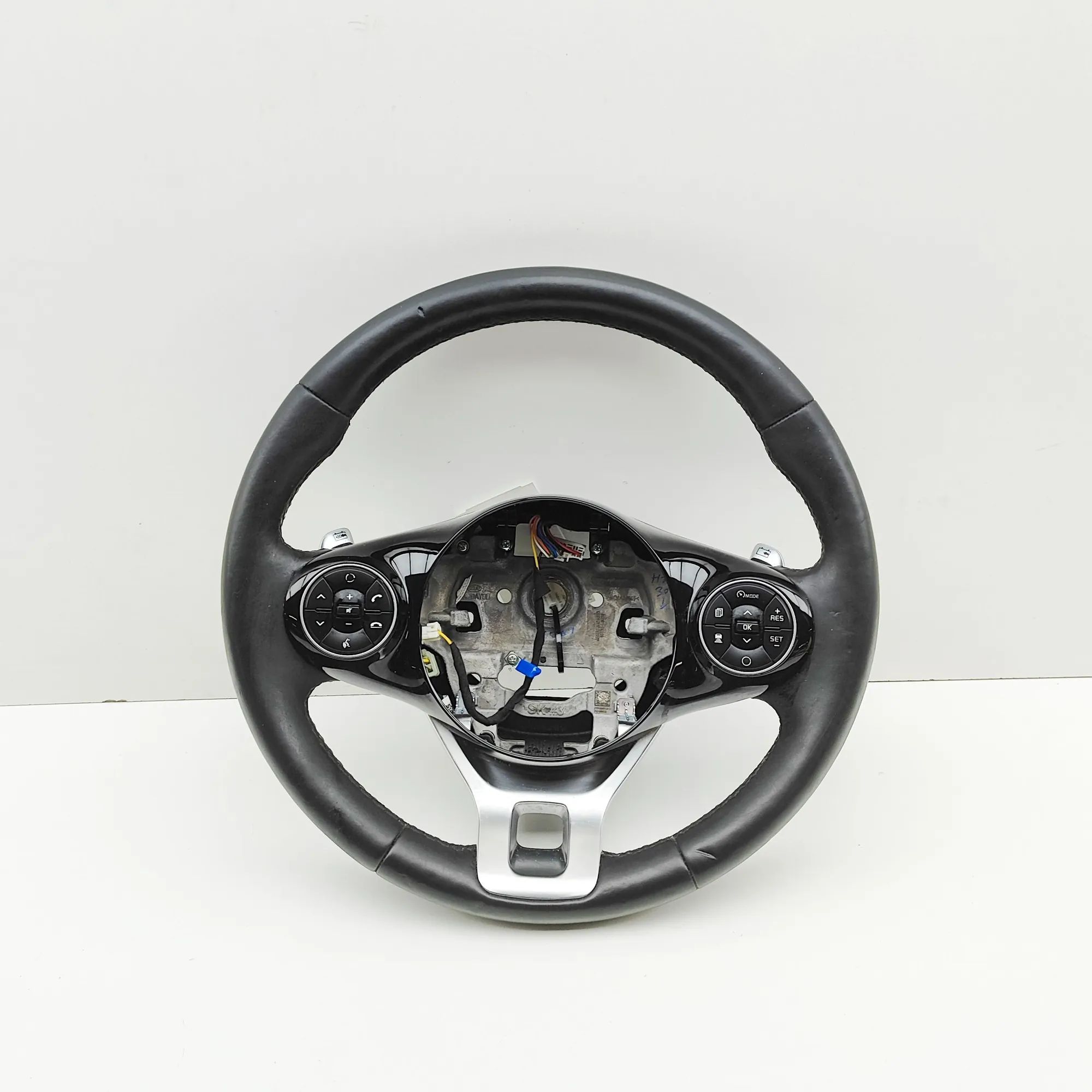 Kia Soul steering wheel Steering Wheel — KIA SOUL (III SK3) (2019-...) ...