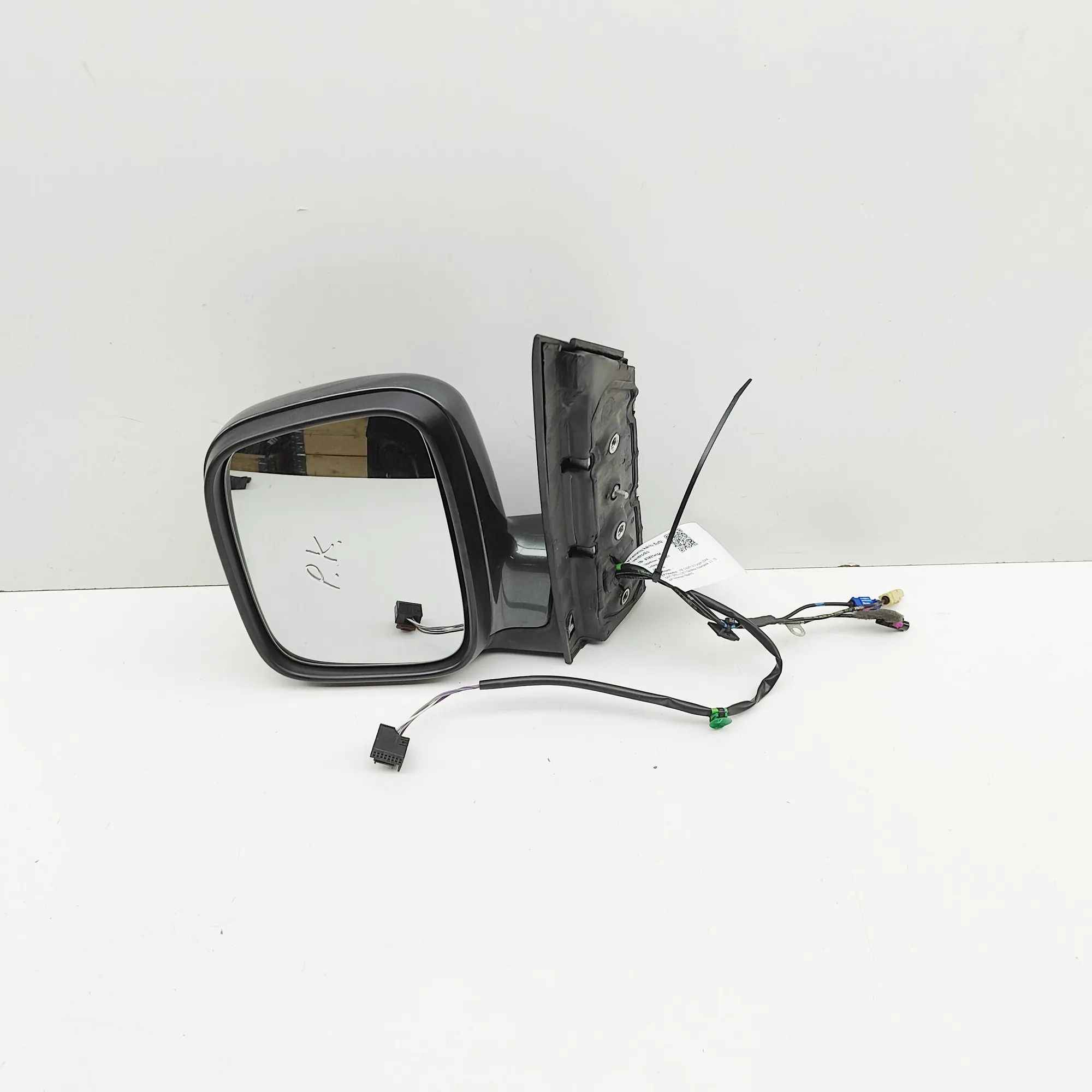 Volkswagen Caddy (2K) Left Side Wing Mirror