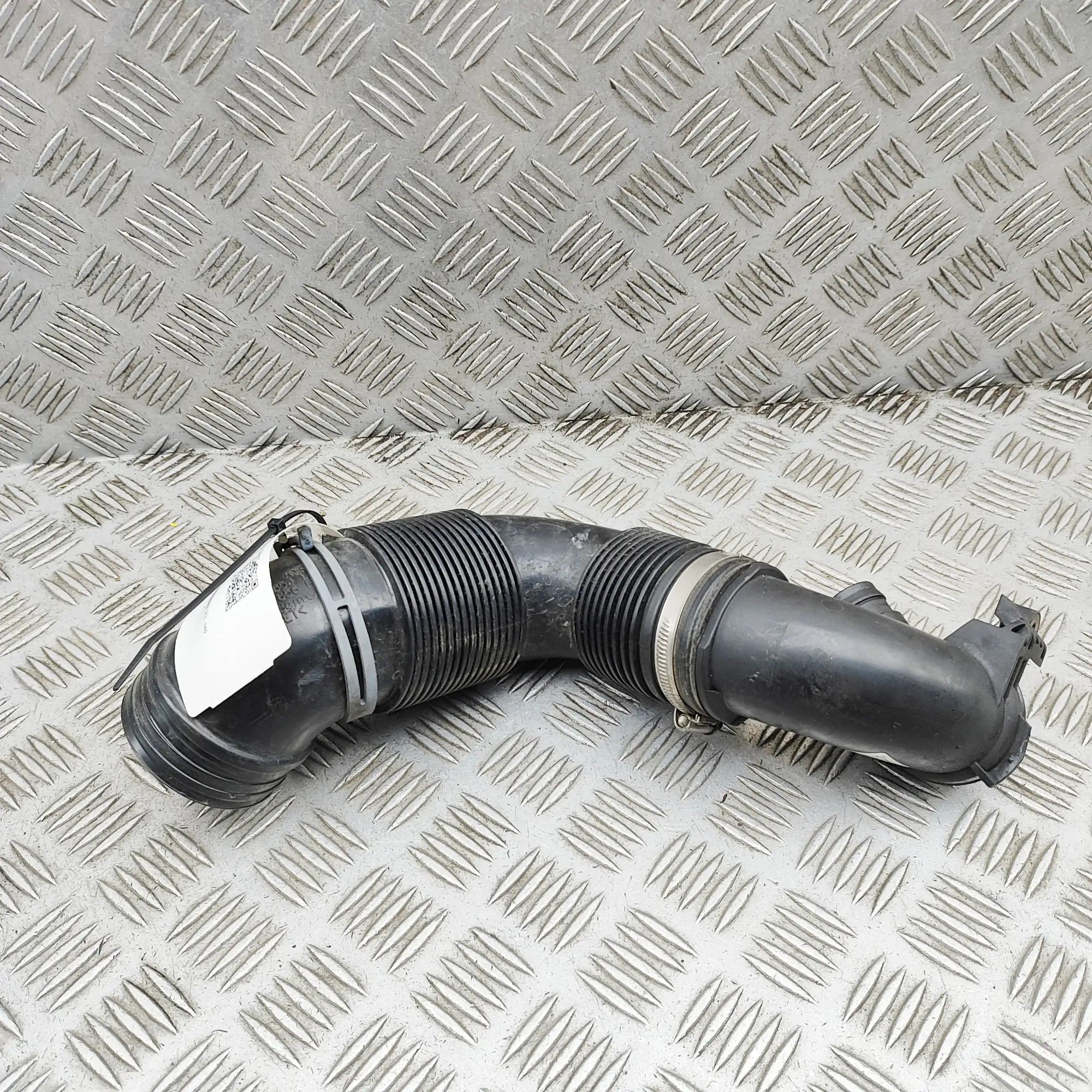 Volkswagen Arteon Air Intake Tube Air Intake Tube — VW ARTEON (3H7) (2017-...) — ...