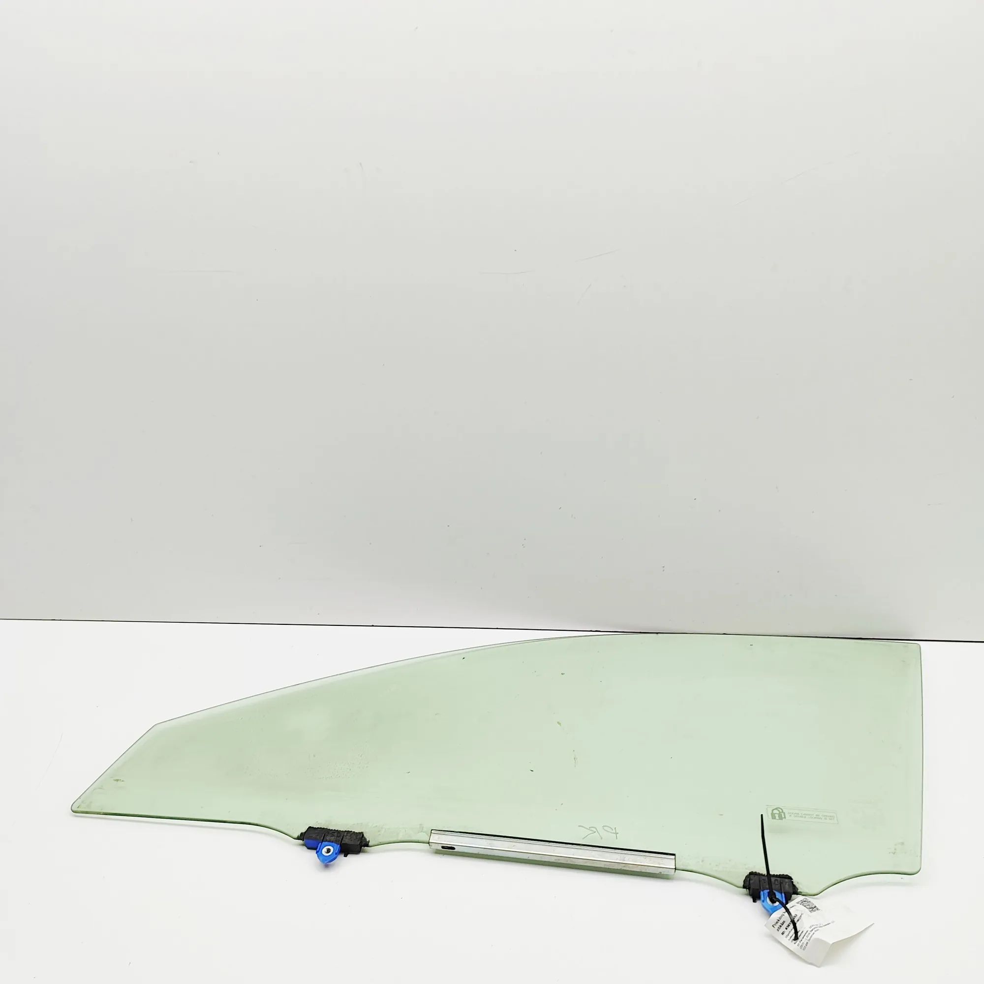 Lexus GS Front Left Door Window Front Left Door Window — LEXUS GS (_L1_) (2011-...