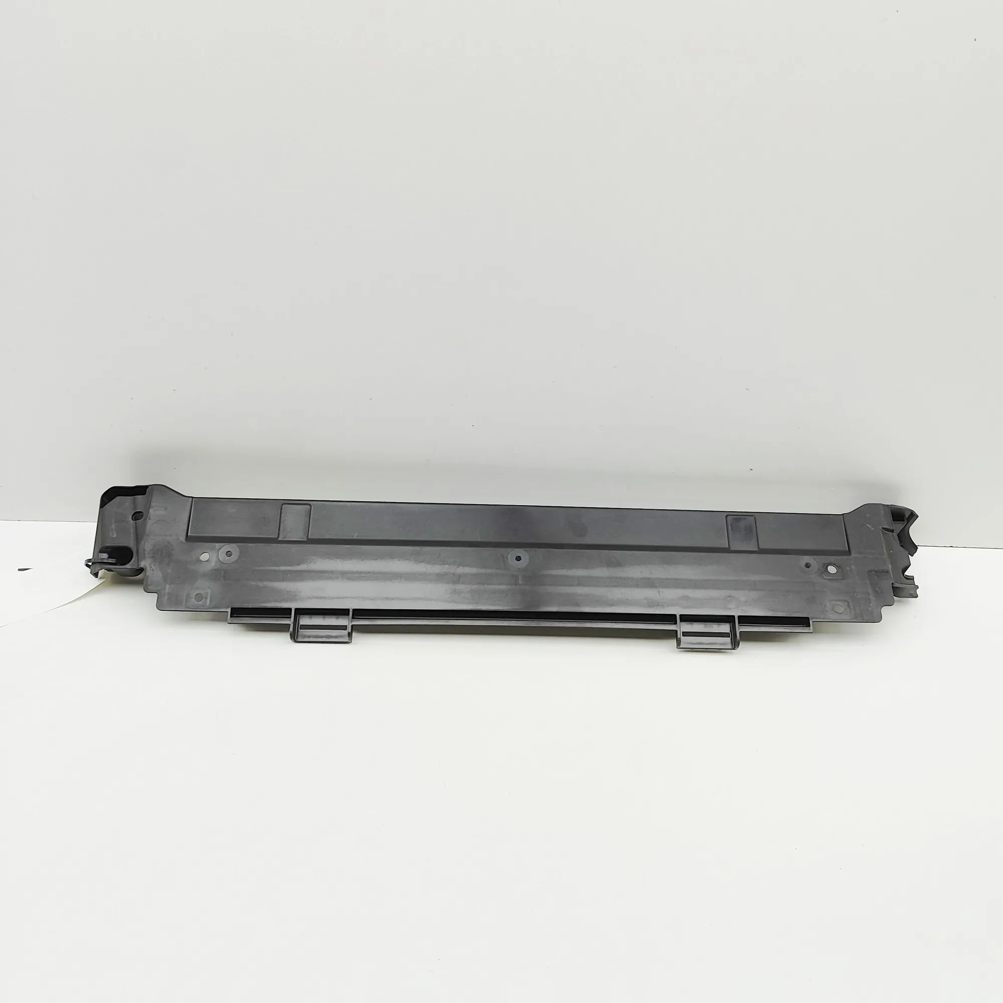 BMW 2 (F22 / F23) Radiator Air Guide Duct Radiator Air Guide Duct — BMW 2 SERIES (Coupe G...