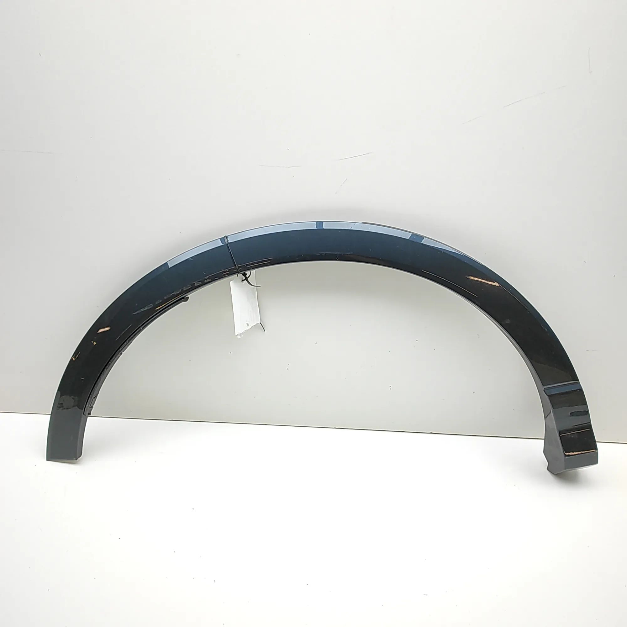 Audi Q3 (F3) Wheel arch trim — rear right Wheel arch trim — rear right — AUDI Q3 (F3) (20...