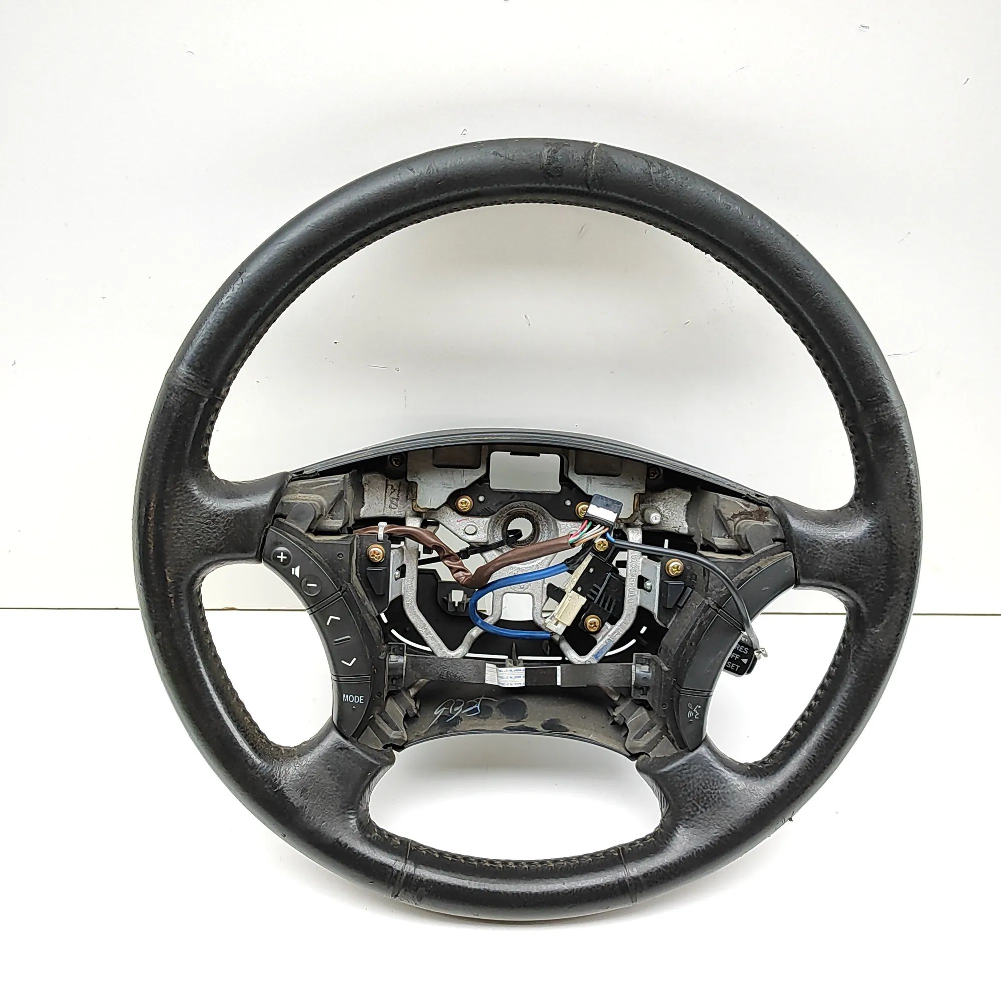 Toyota Land Cruiser 100 steering wheel Steering Wheel — TOYOTA LAND CRUISER (100 _J1_)...