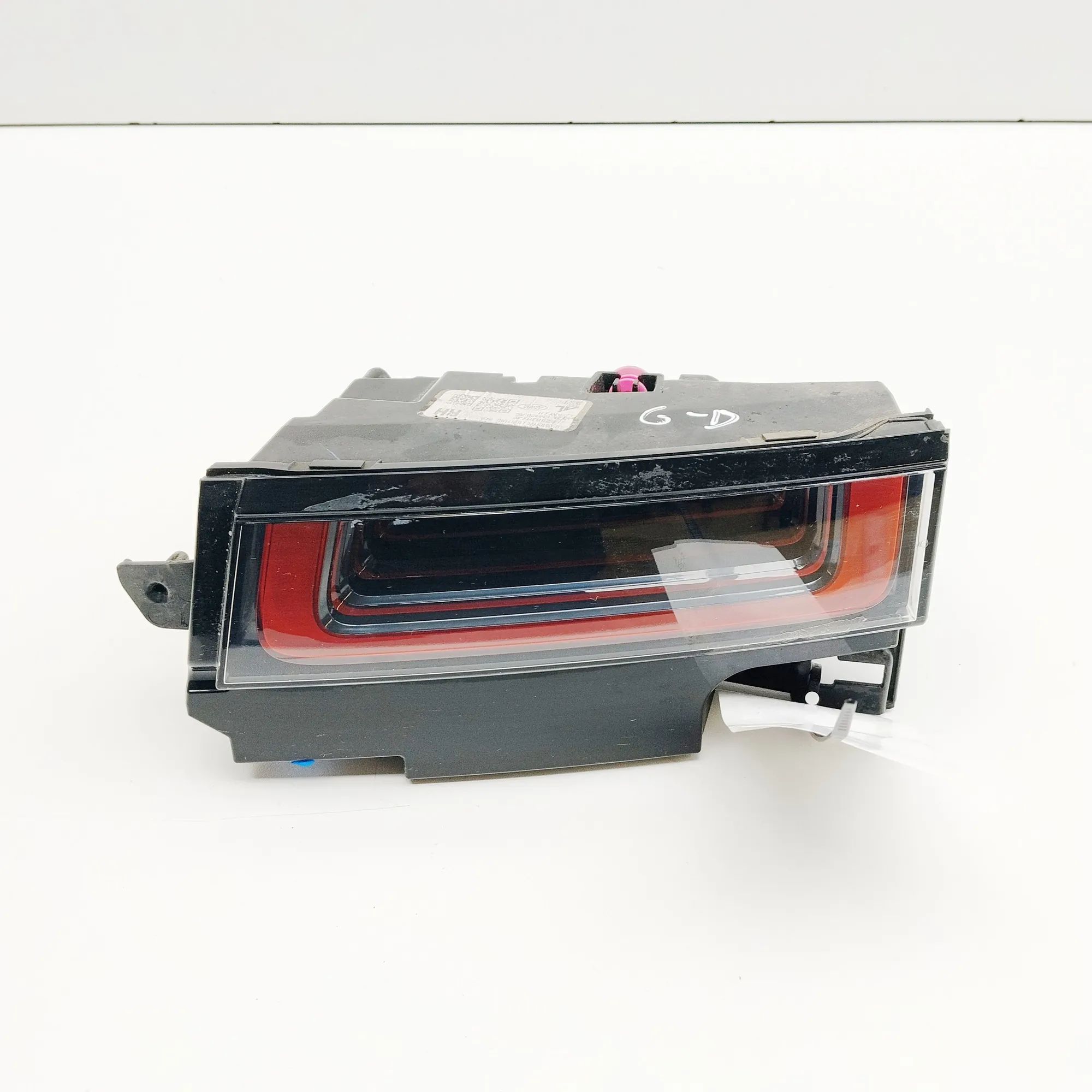 Land Rover Range Rover Evoque Right Side Tailgate Tail Light Right Side Tailgate Tail Light — LAND ROVER RAN...