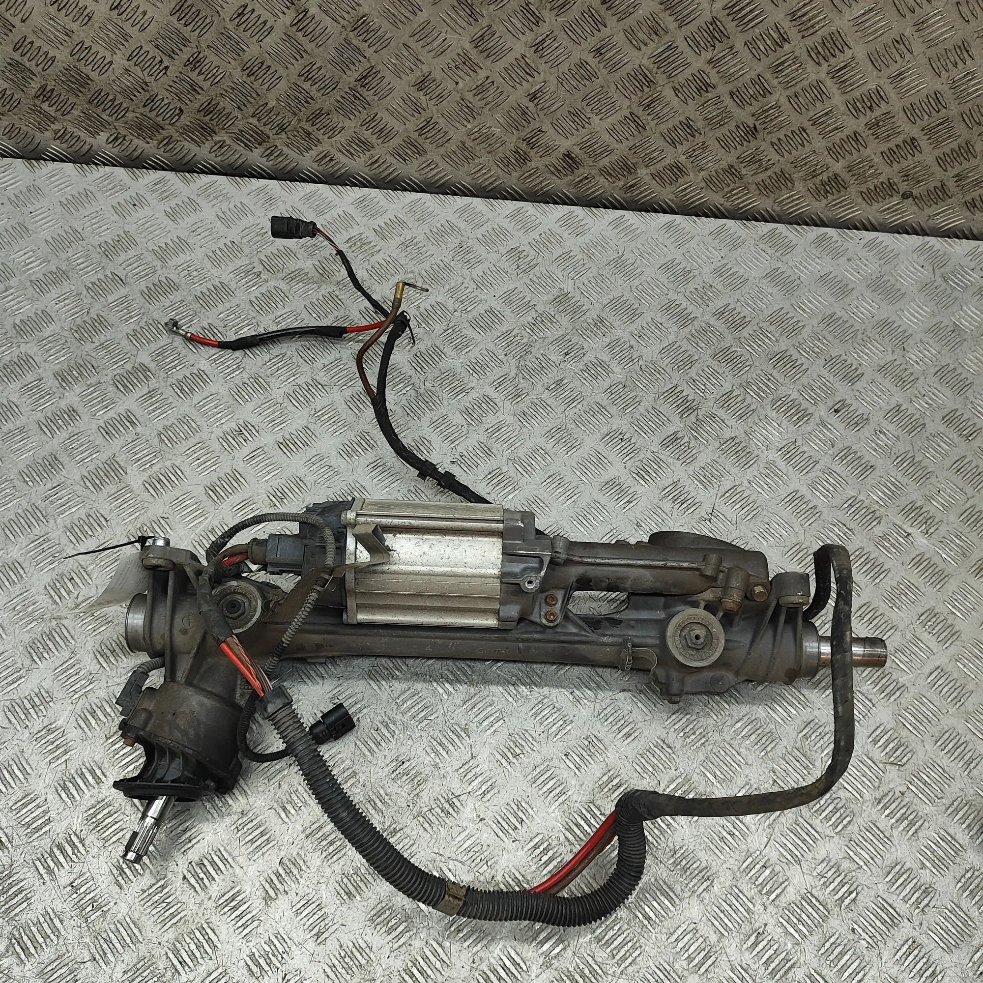 Audi Q3 (8U) steering rack Steering Rack — AUDI Q3 (8U) (2011-2018) — 1K09...