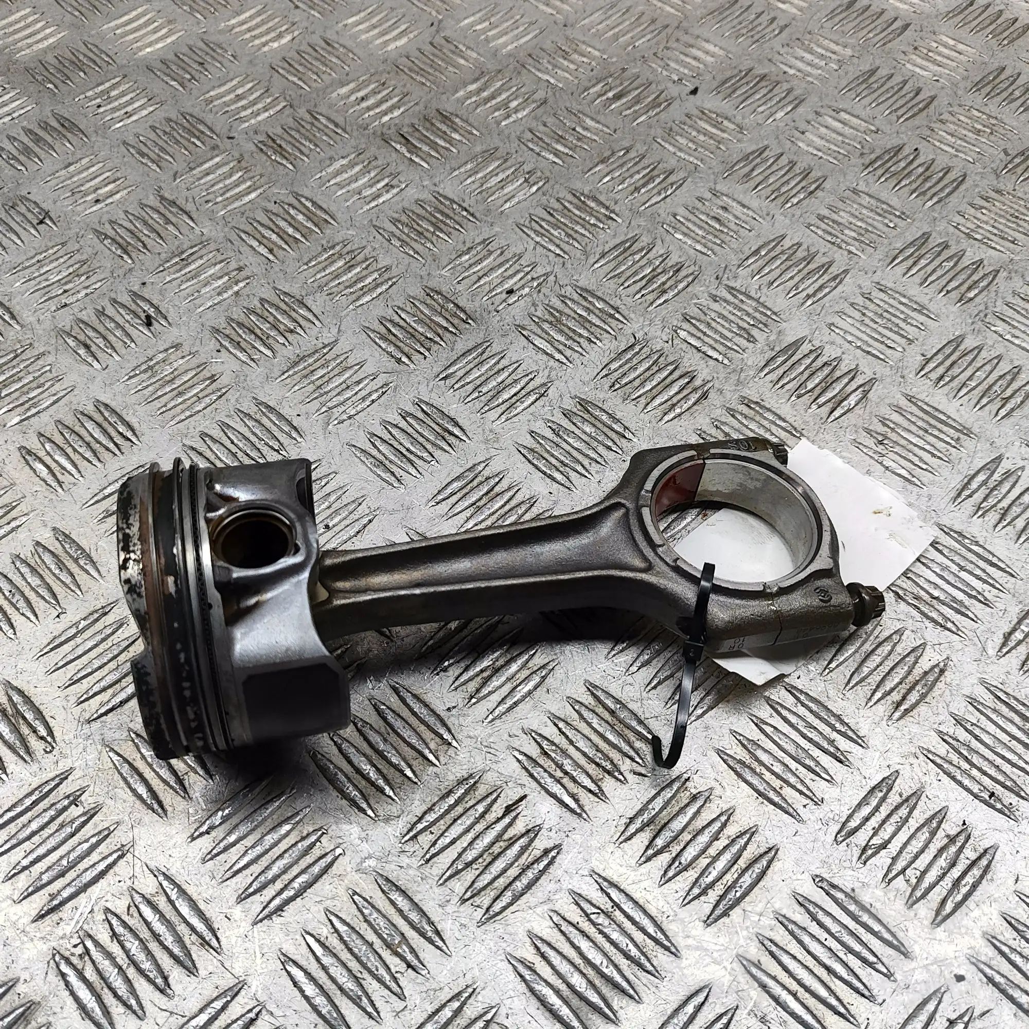 BMW 2 (F44) Piston Piston — BMW 2 SERIES (Gran Coupe F44) (2019-PR...