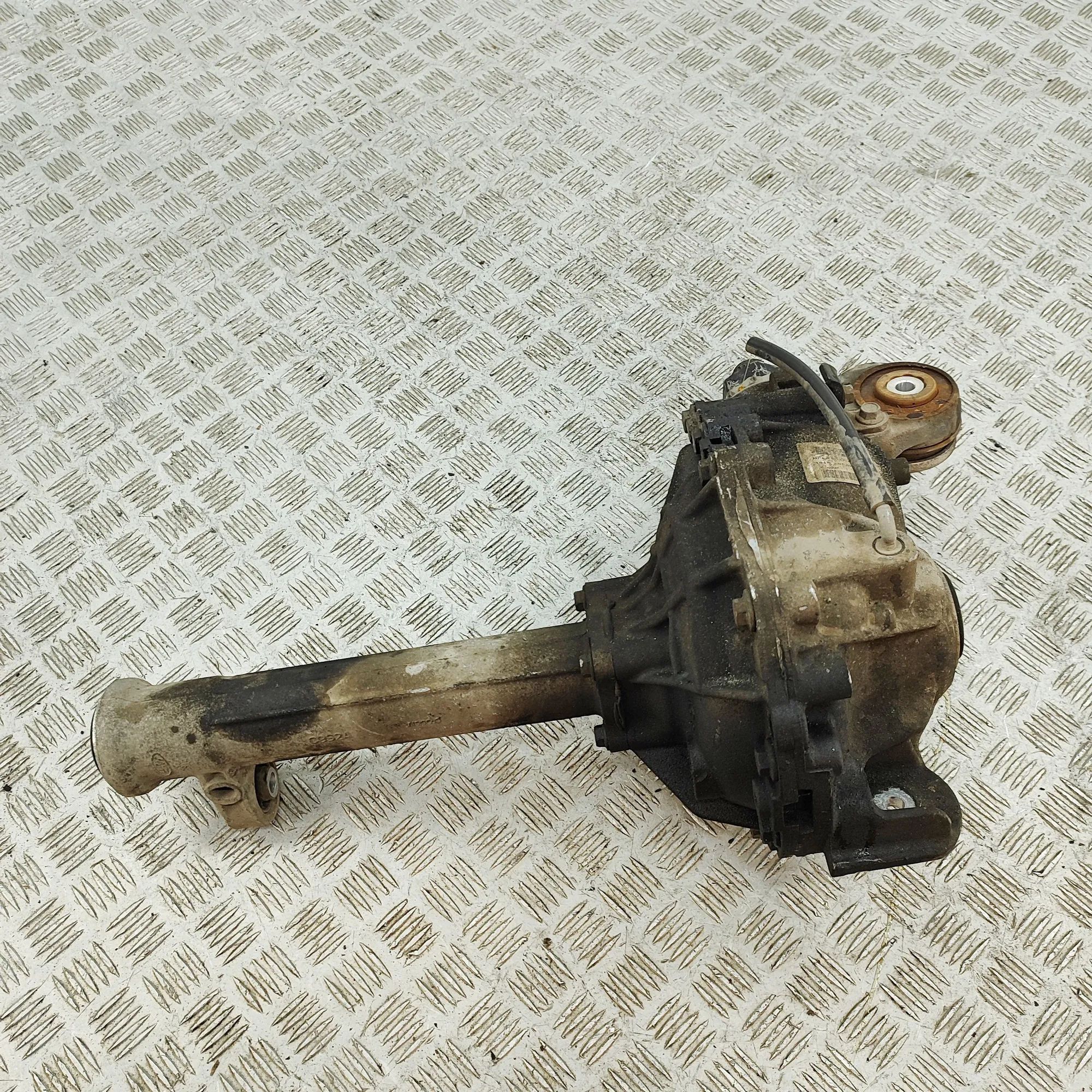 Land Rover Discovery передний редуктор Front differential — LAND ROVER DISCOVERY (V L4...