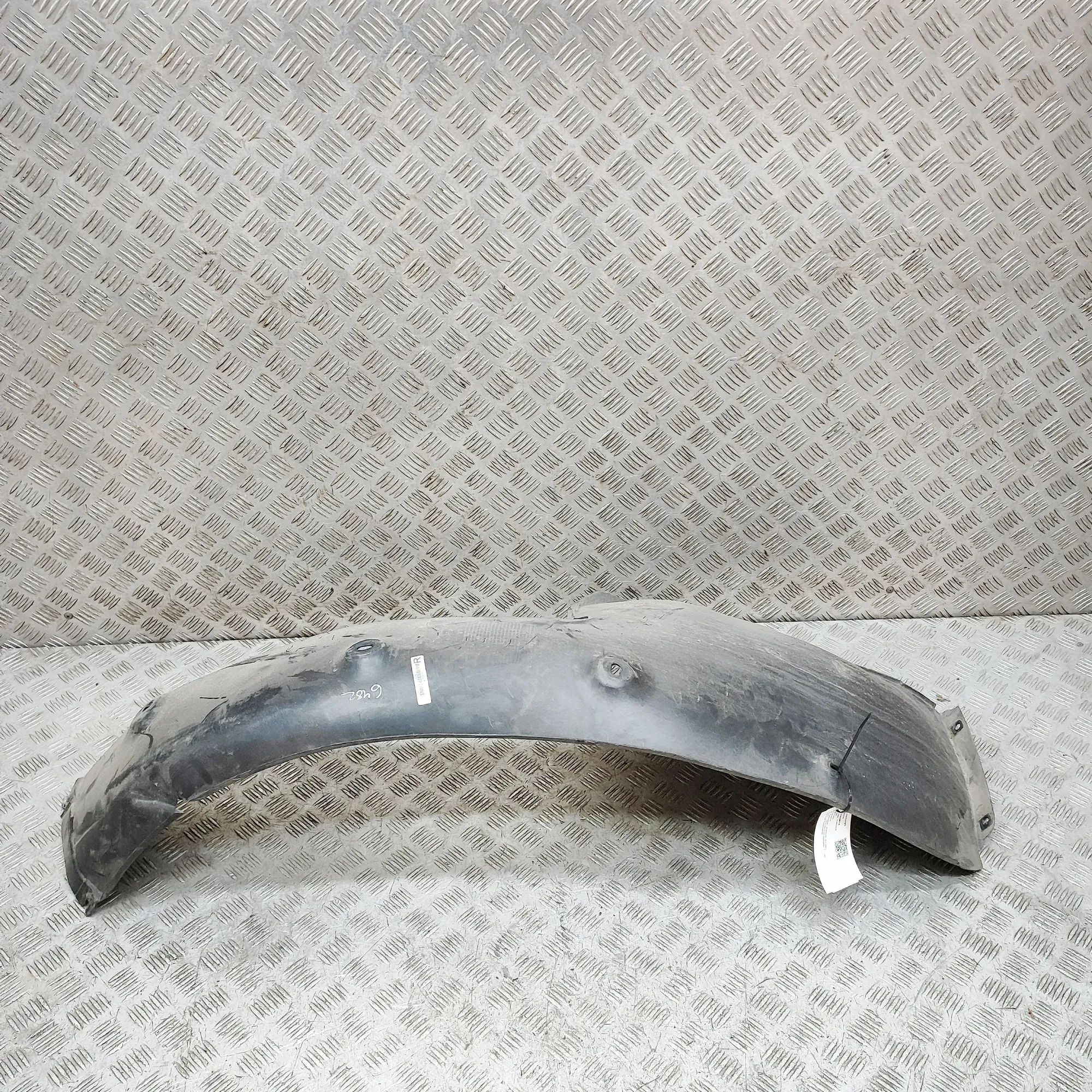 Porsche 911 (992) Rear Right Arch Liner Rear Right Arch Liner — PORSCHE 911 (992) (2019...