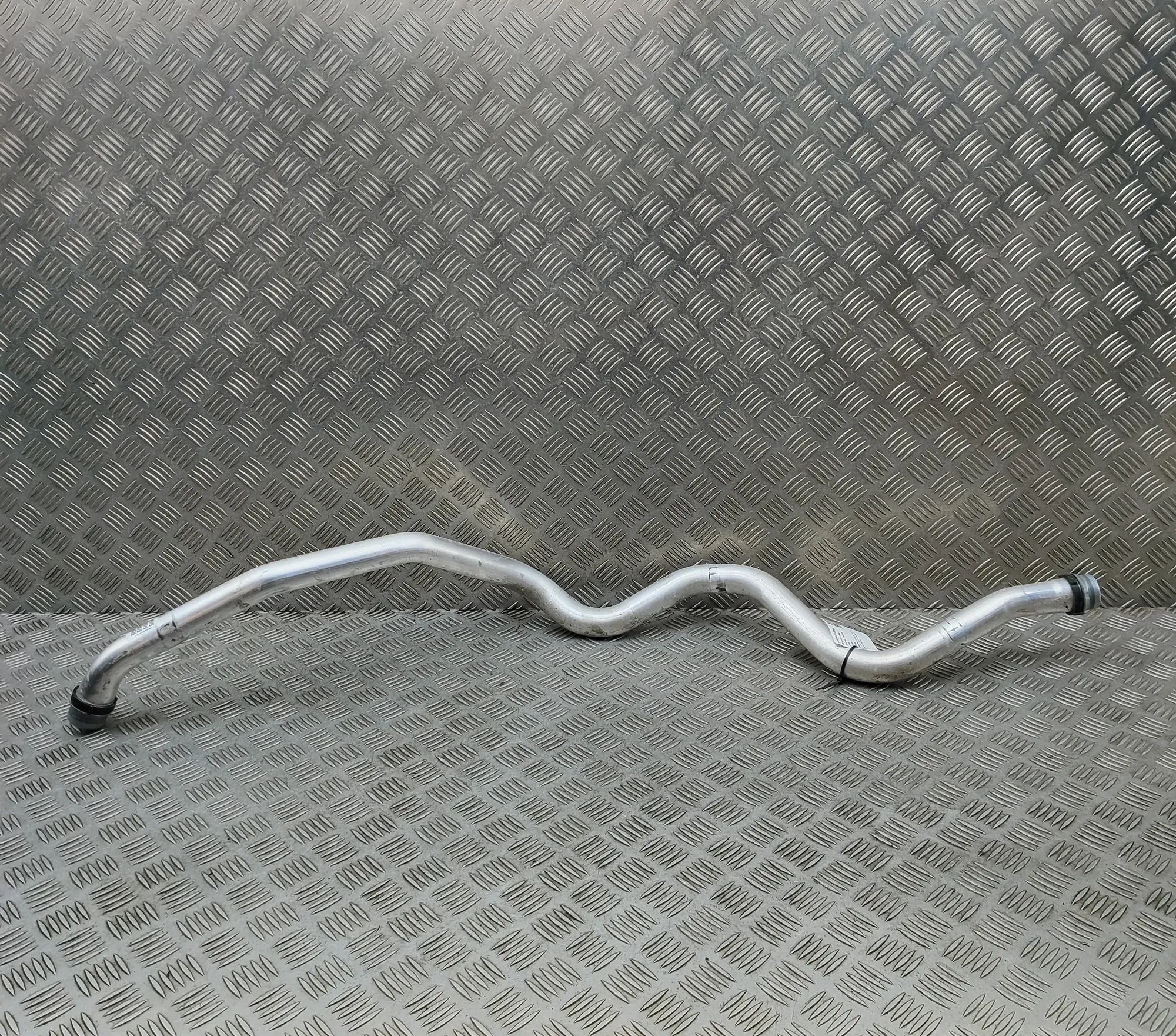 Porsche 911 (992) Jäähdytysnesteletku Coolant hose — PORSCHE 911 (992) (2019-...) — 9...