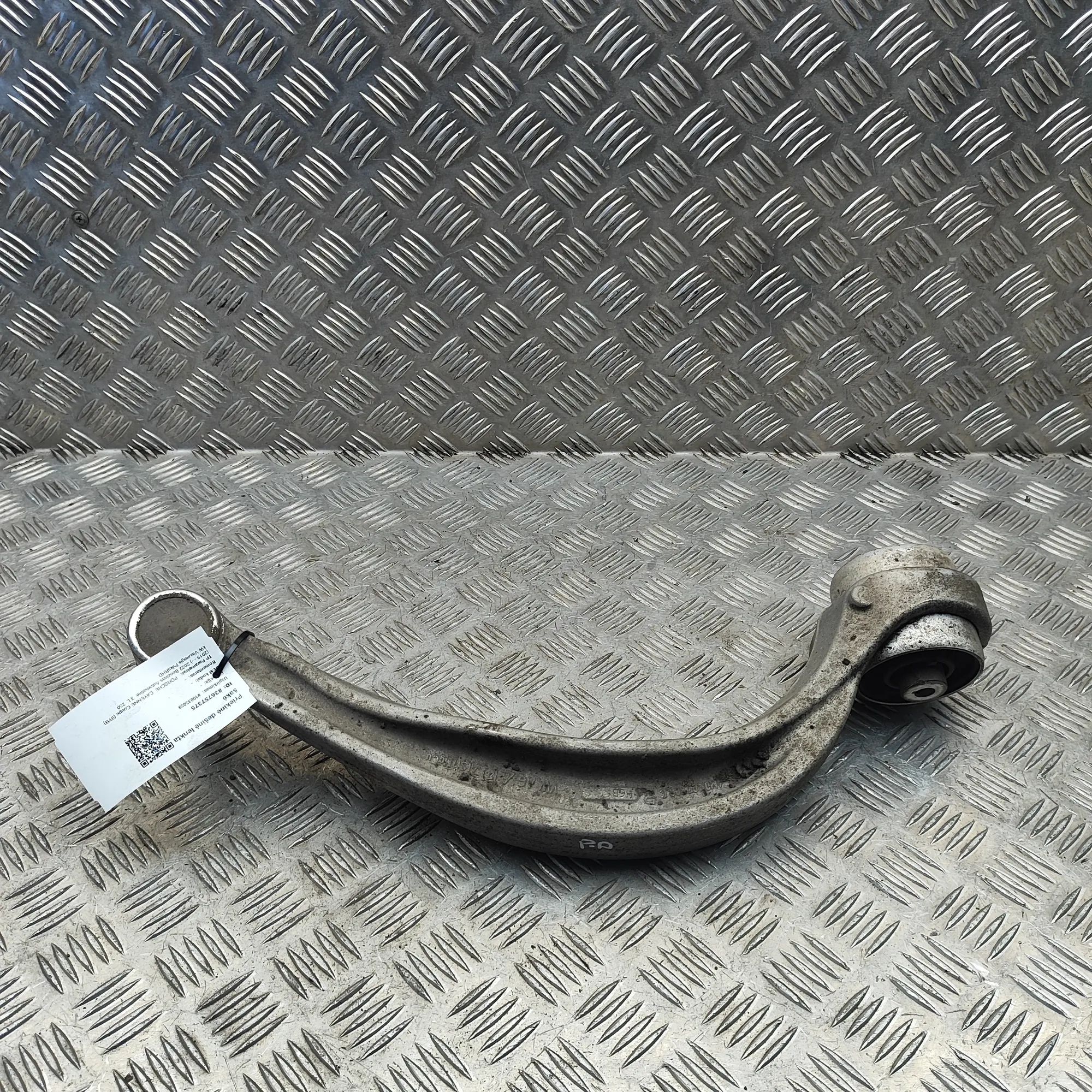 Porsche Cayenne Front Right Curved Control Arm Front Right Curved Control Arm — PORSCHE CAYENN...